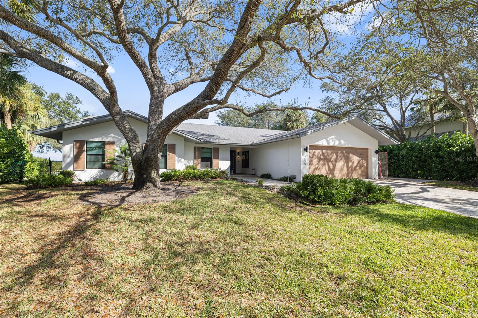 HARBOR ISLE UNIT TWO - Residential