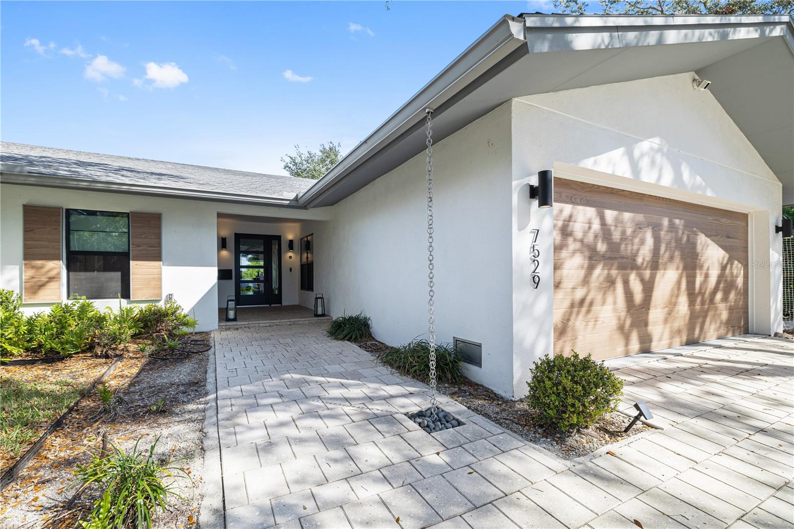 HARBOR ISLE UNIT TWO - Residential