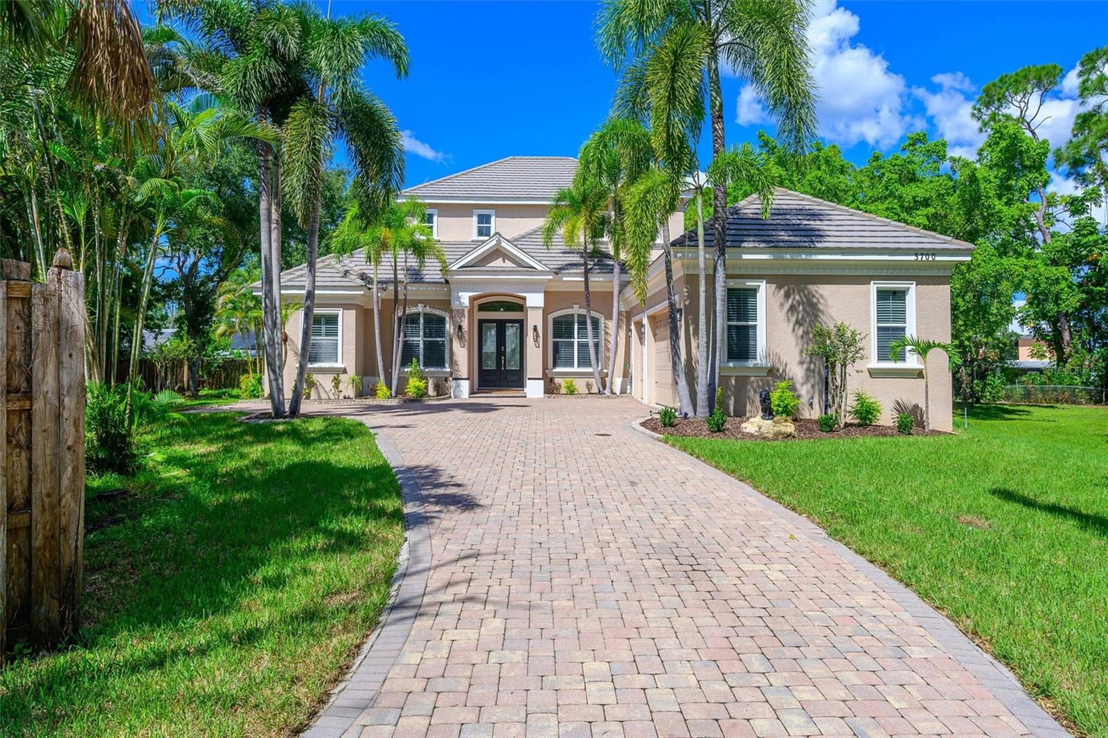 3700 1ST AVENUE W, BRADENTON, FL, 34205 4 3700 1ST AVENUE W