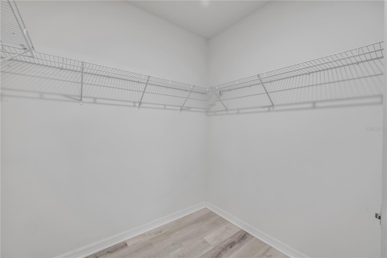 FISHERMANS COVE - Residential