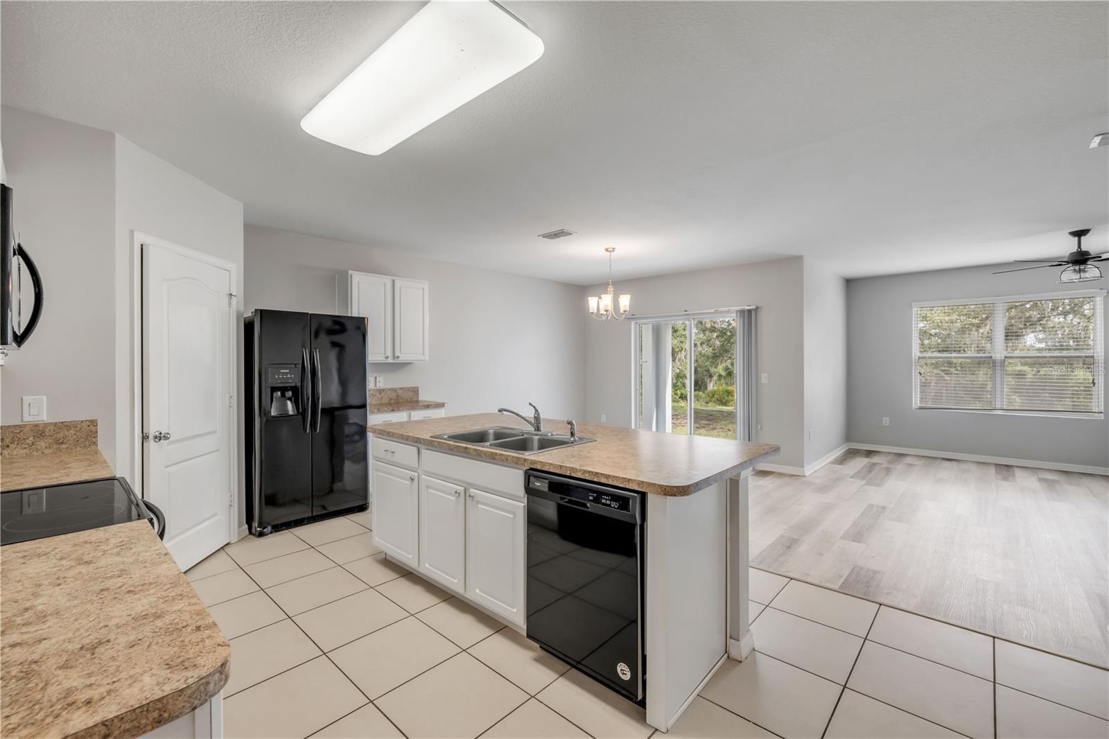 FISHERMANS COVE - Residential