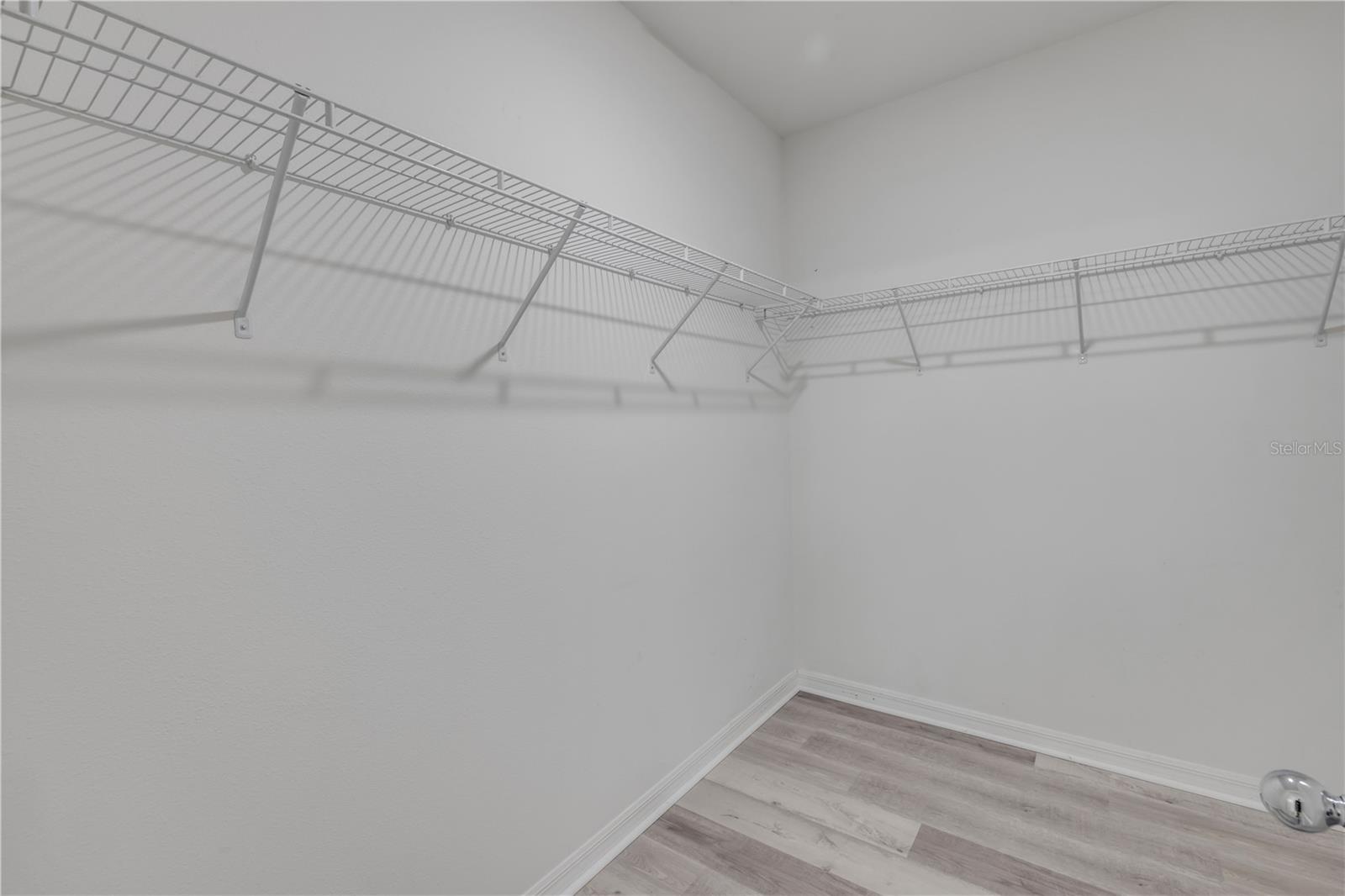 FISHERMANS COVE - Residential