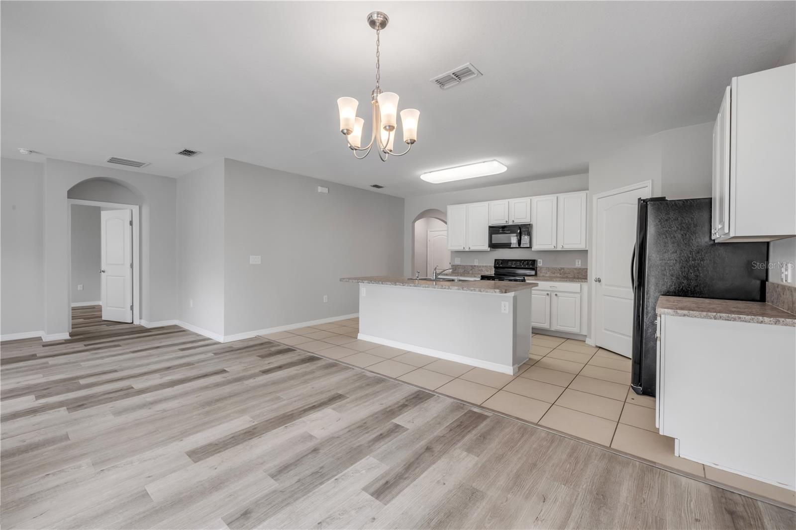 FISHERMANS COVE - Residential