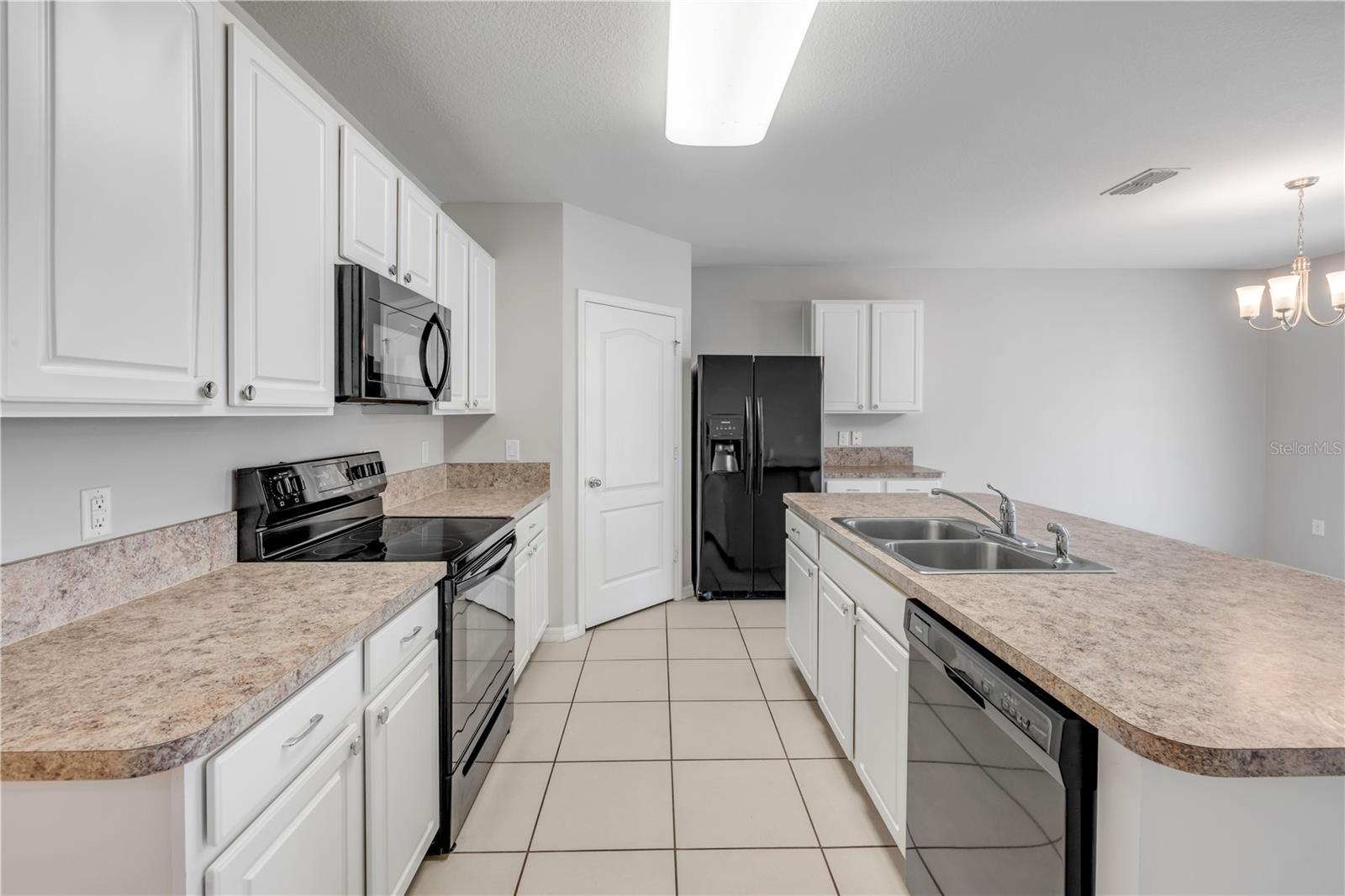 FISHERMANS COVE - Residential