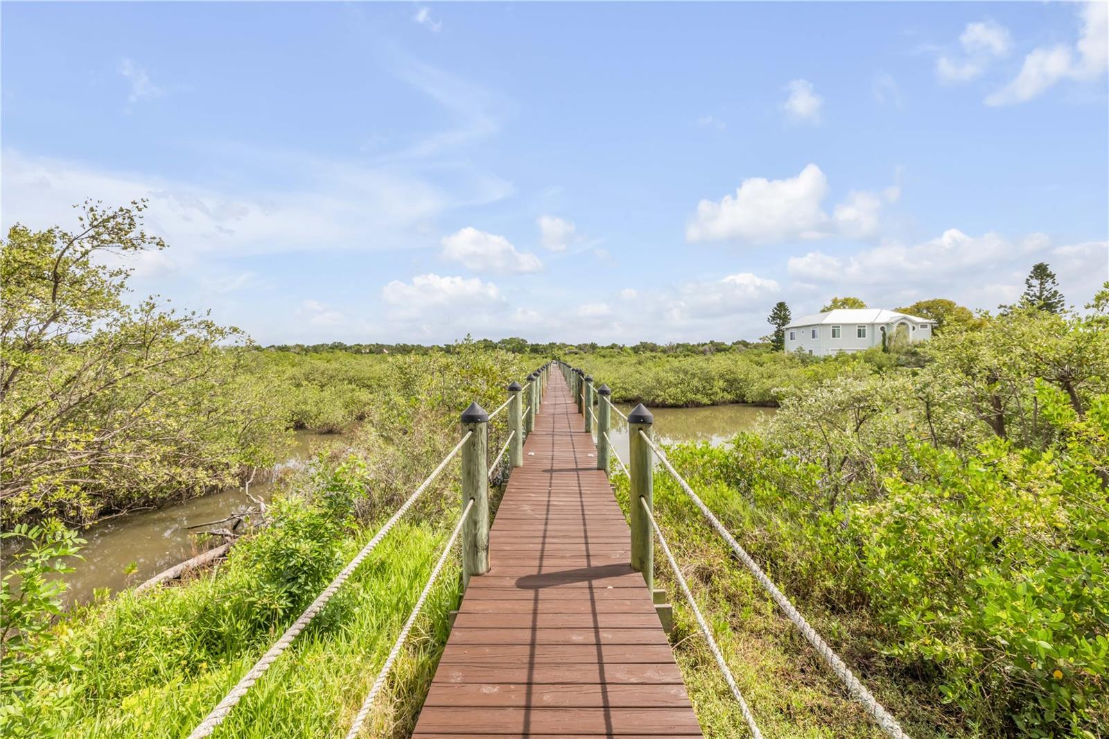 FISHERMANS COVE - Residential