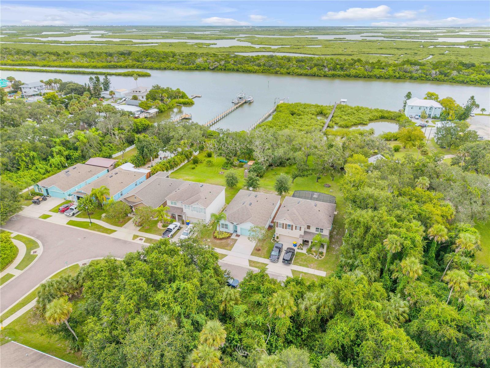 FISHERMANS COVE - Residential