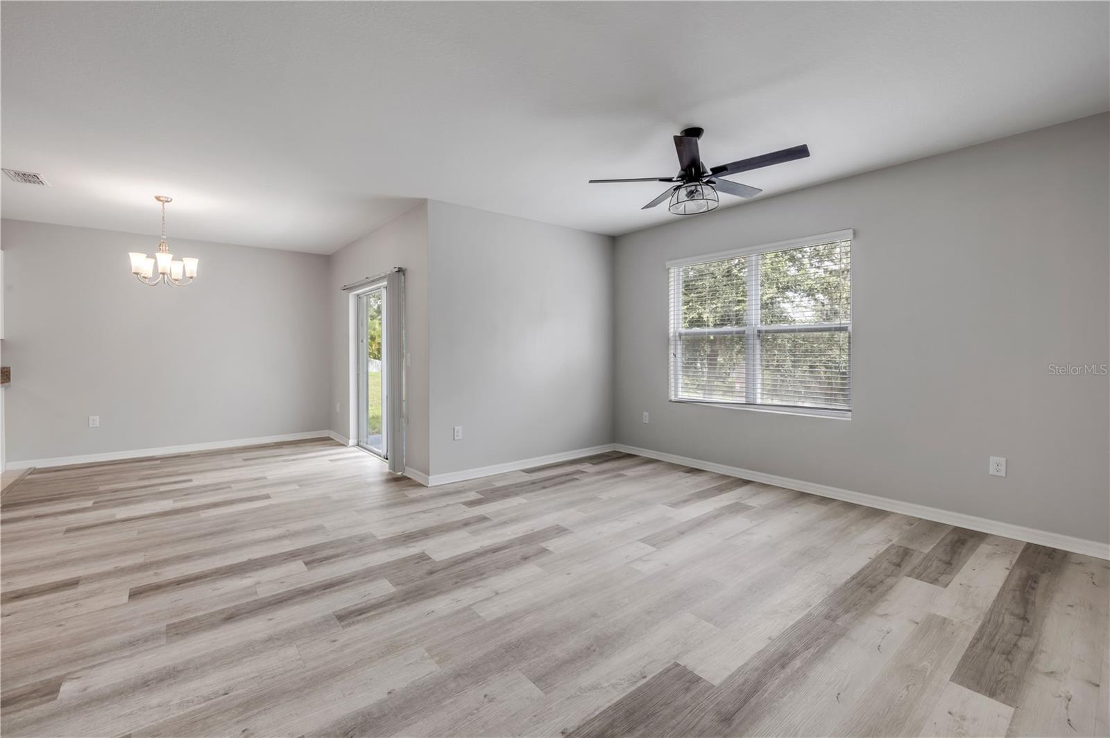 FISHERMANS COVE - Residential