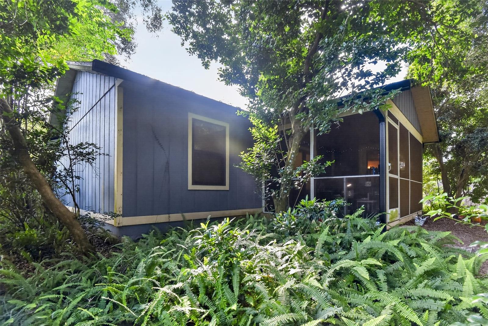 950 WOODSITE DRIVE