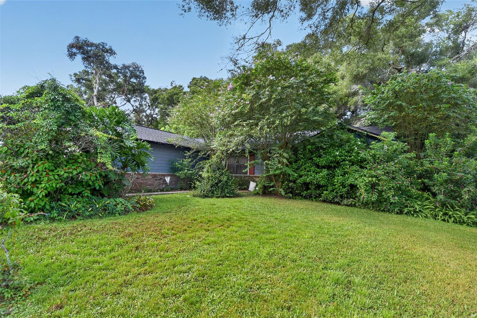 950 WOODSITE DRIVE