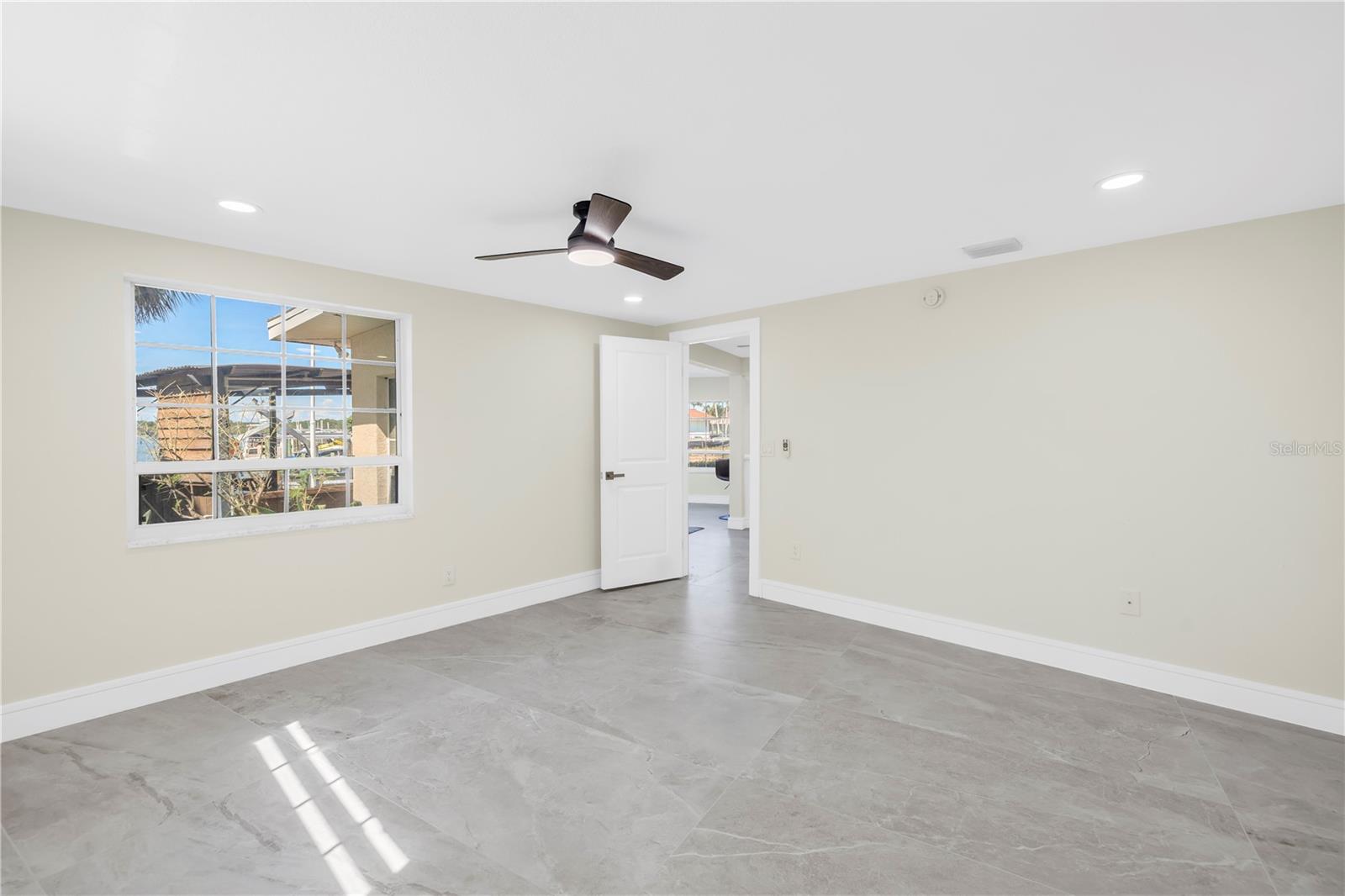 HARBOR SHORES 5TH ADD - Residential