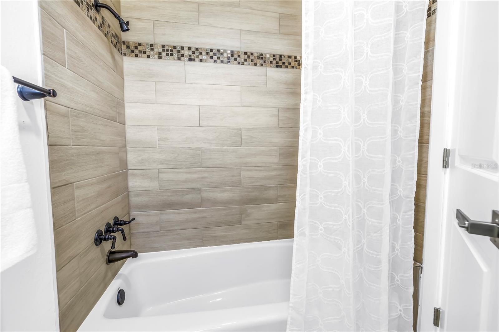 HARBOR SHORES 5TH ADD - Residential