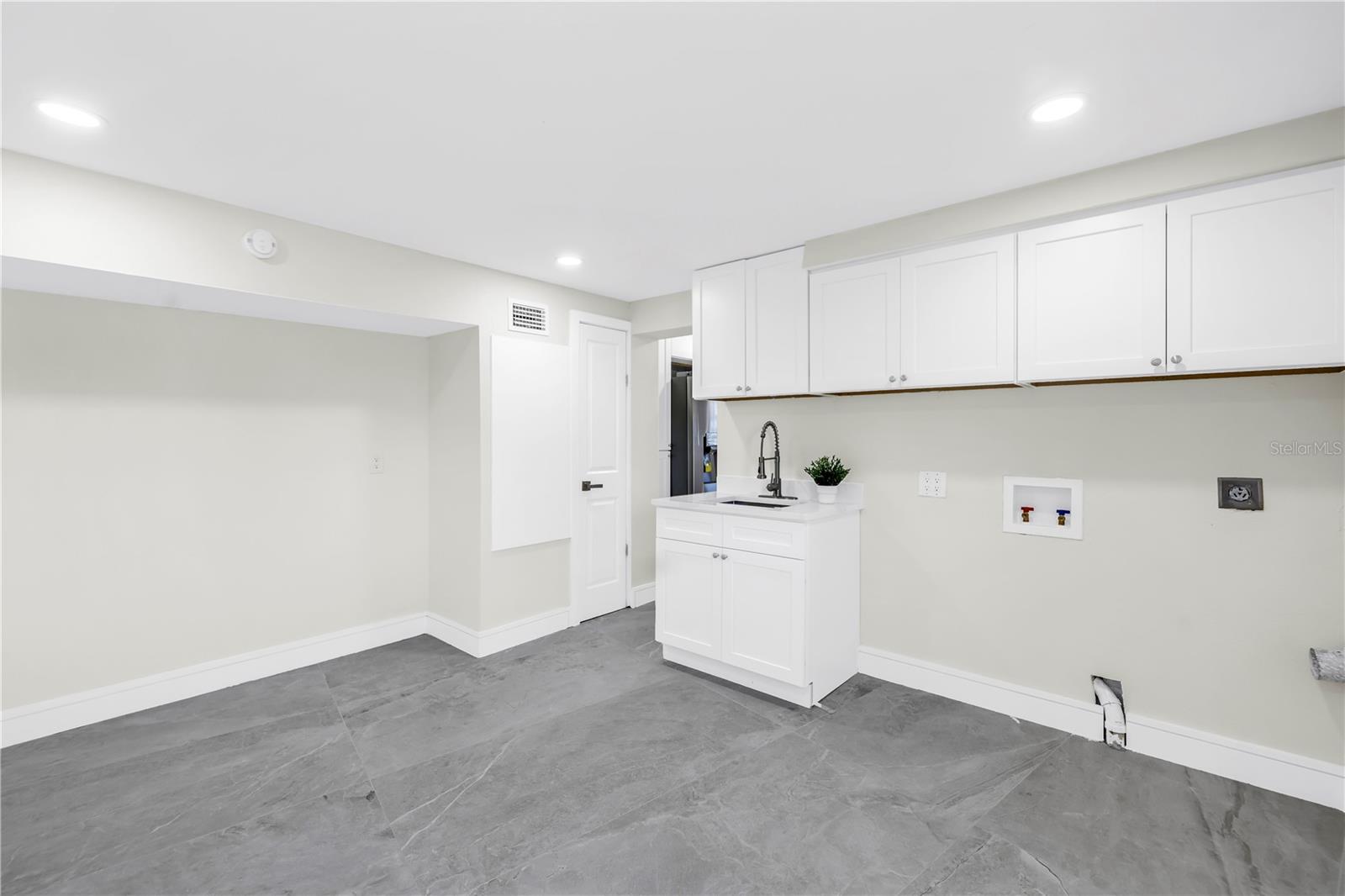 HARBOR SHORES 5TH ADD - Residential