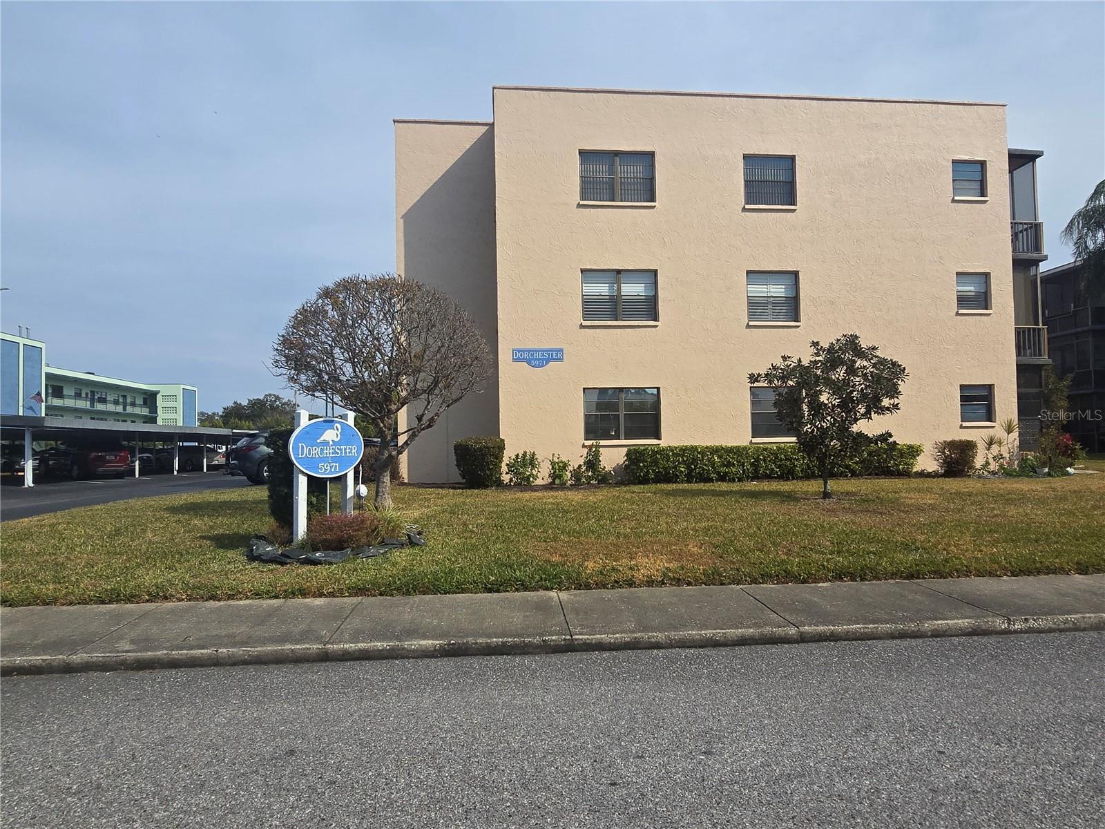 TERRACE PARK OF FIVE TOWNS - Residential