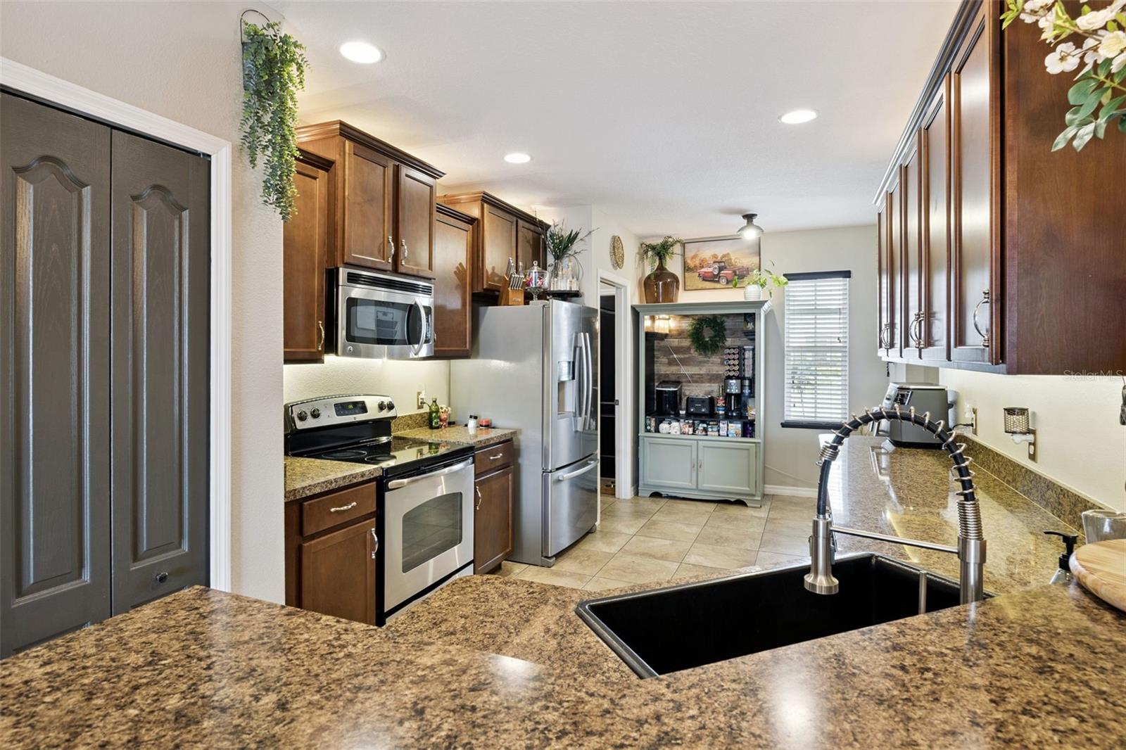 GROVELAND EAGLE POINTE PH 01 - Residential