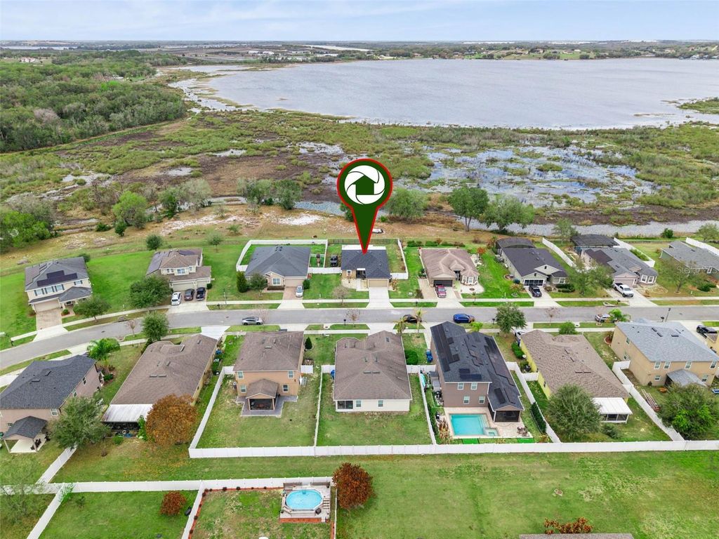 Photo of 725 Black Eagle Drive, Groveland, FL 34736 (MLS # G5108914)