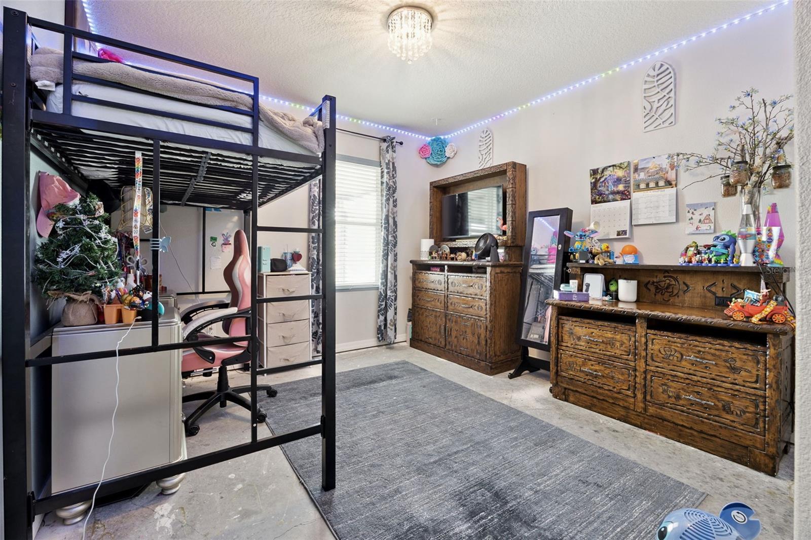 GROVELAND EAGLE POINTE PH 01 - Residential