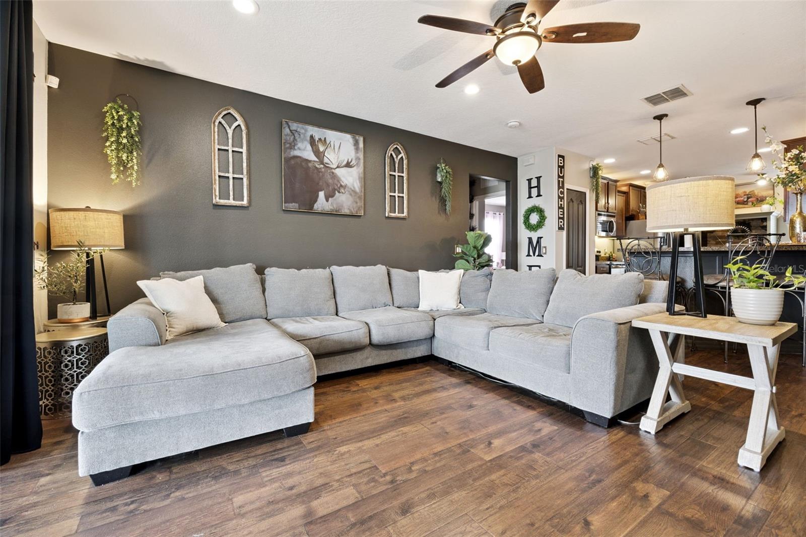 GROVELAND EAGLE POINTE PH 01 - Residential