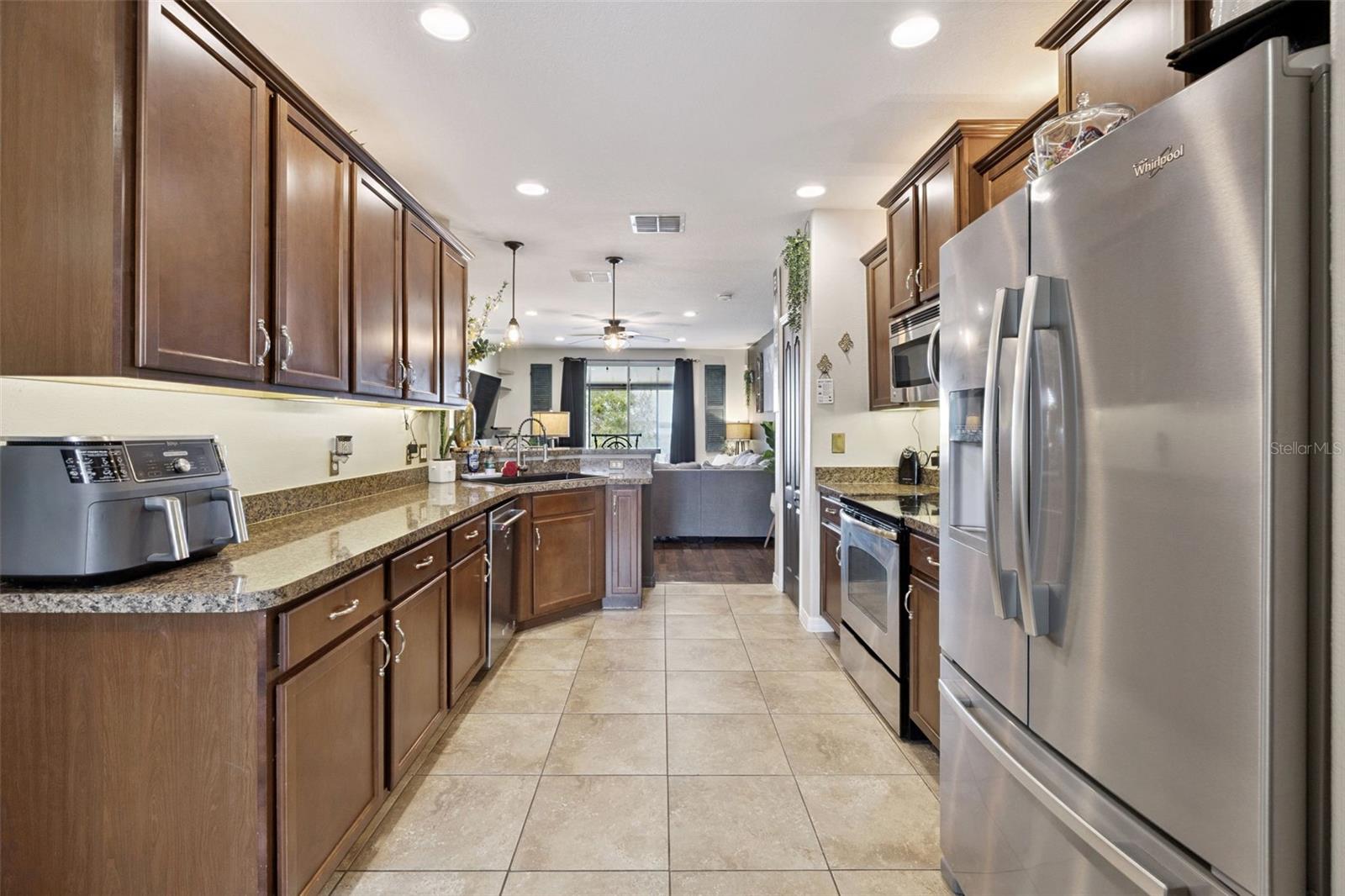 GROVELAND EAGLE POINTE PH 01 - Residential