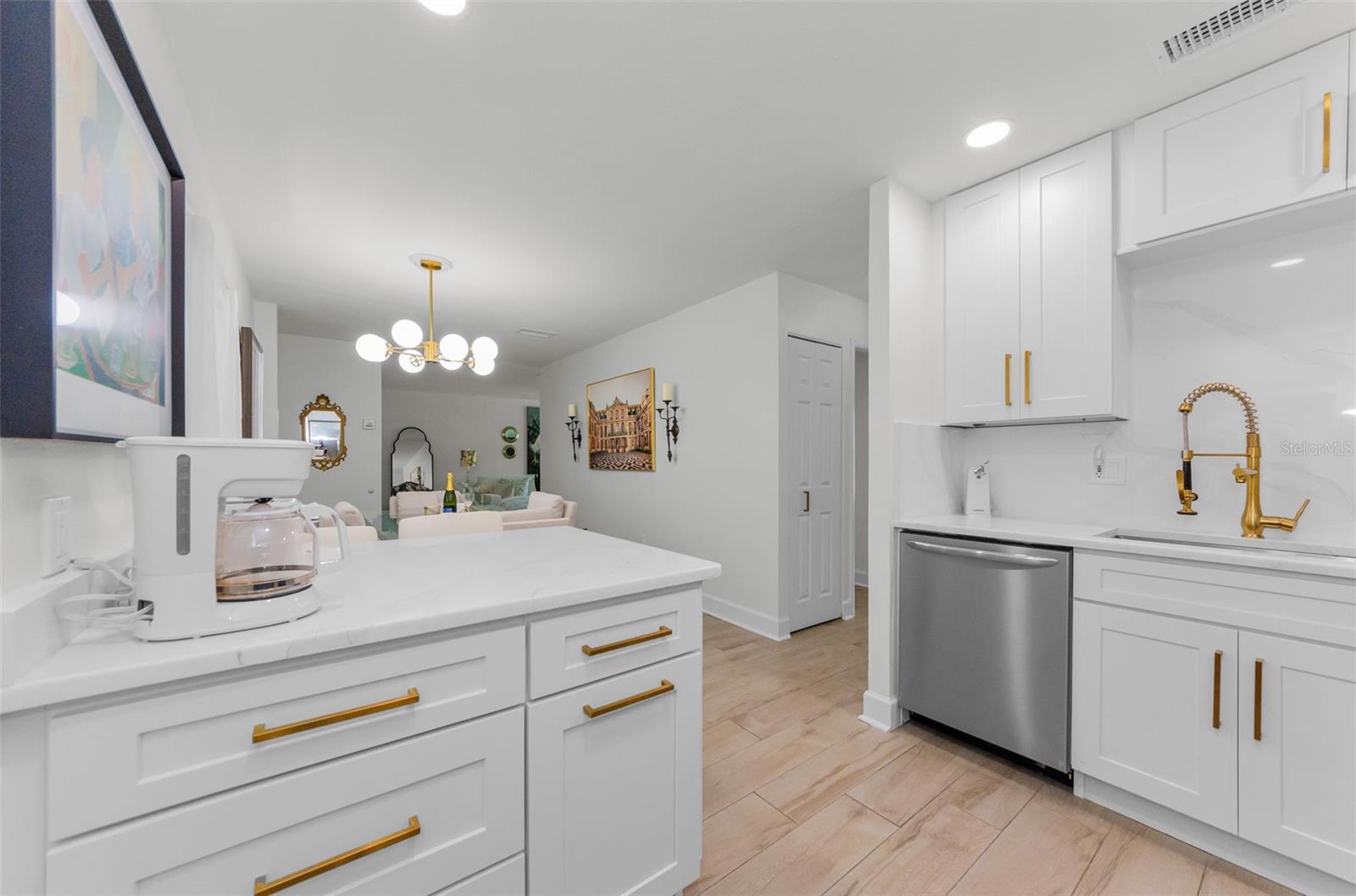 MEDITERRANEAN MANORS UNIT 9 CONDO - Residential Lease