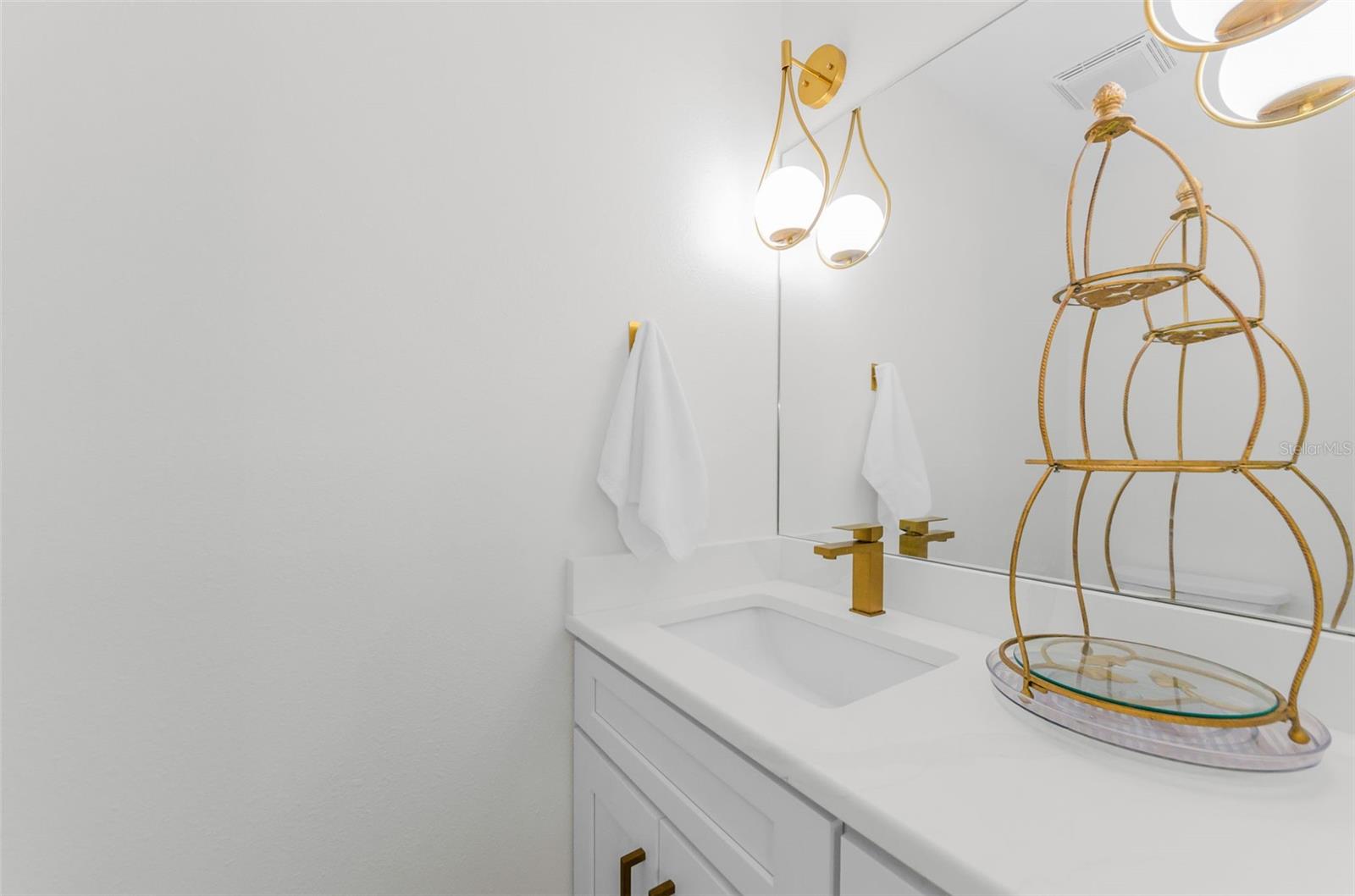 MEDITERRANEAN MANORS UNIT 9 CONDO - Residential Lease