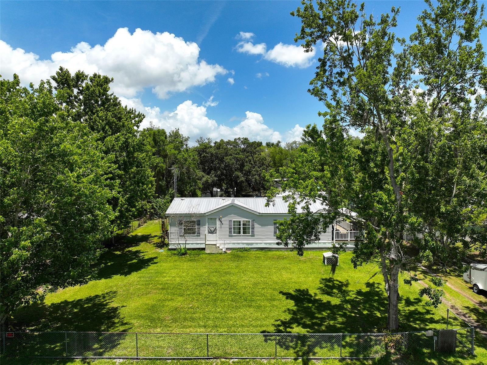 COUNTRYSIDE - Residential