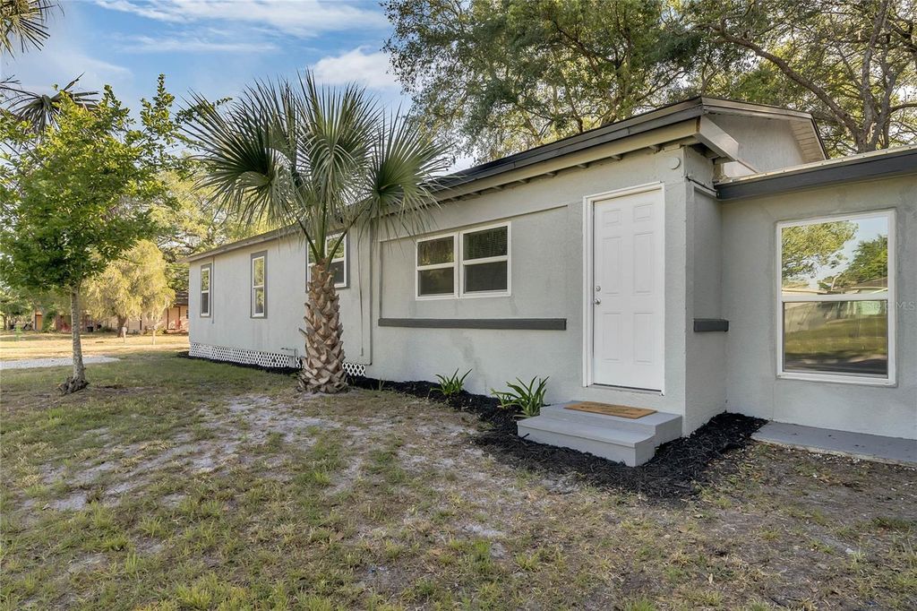 Photo of 1719 W 3rd Street #B, Sanford, FL 32771 (MLS # O6389870)