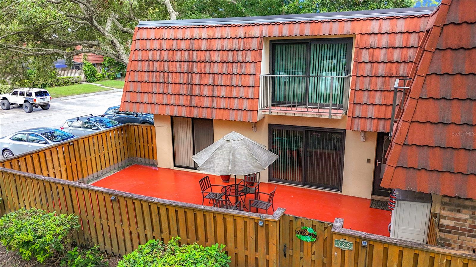 738 1ST COURT