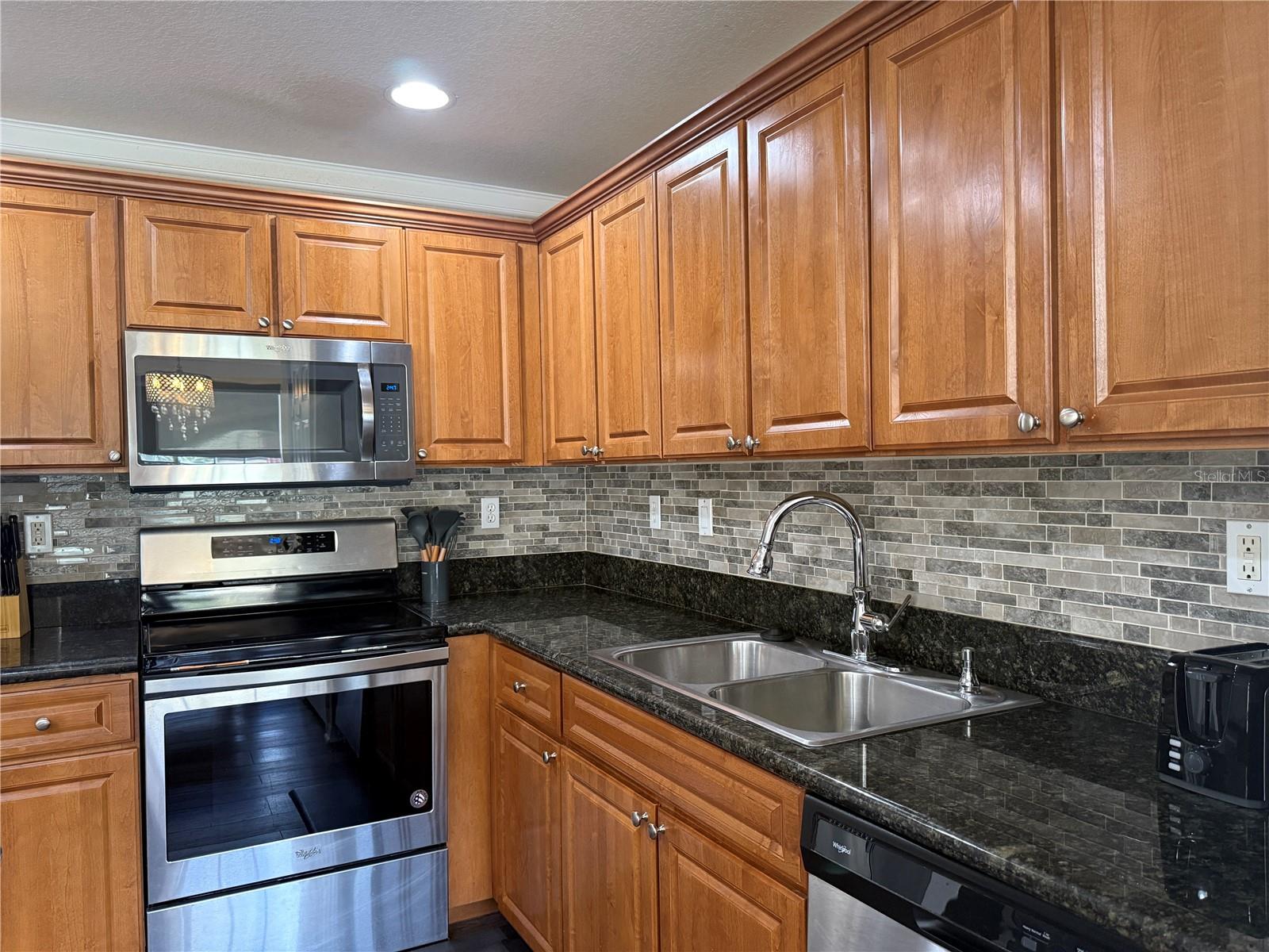 CORDOBA AT BEACH PARK A CONDOM - Residential Lease