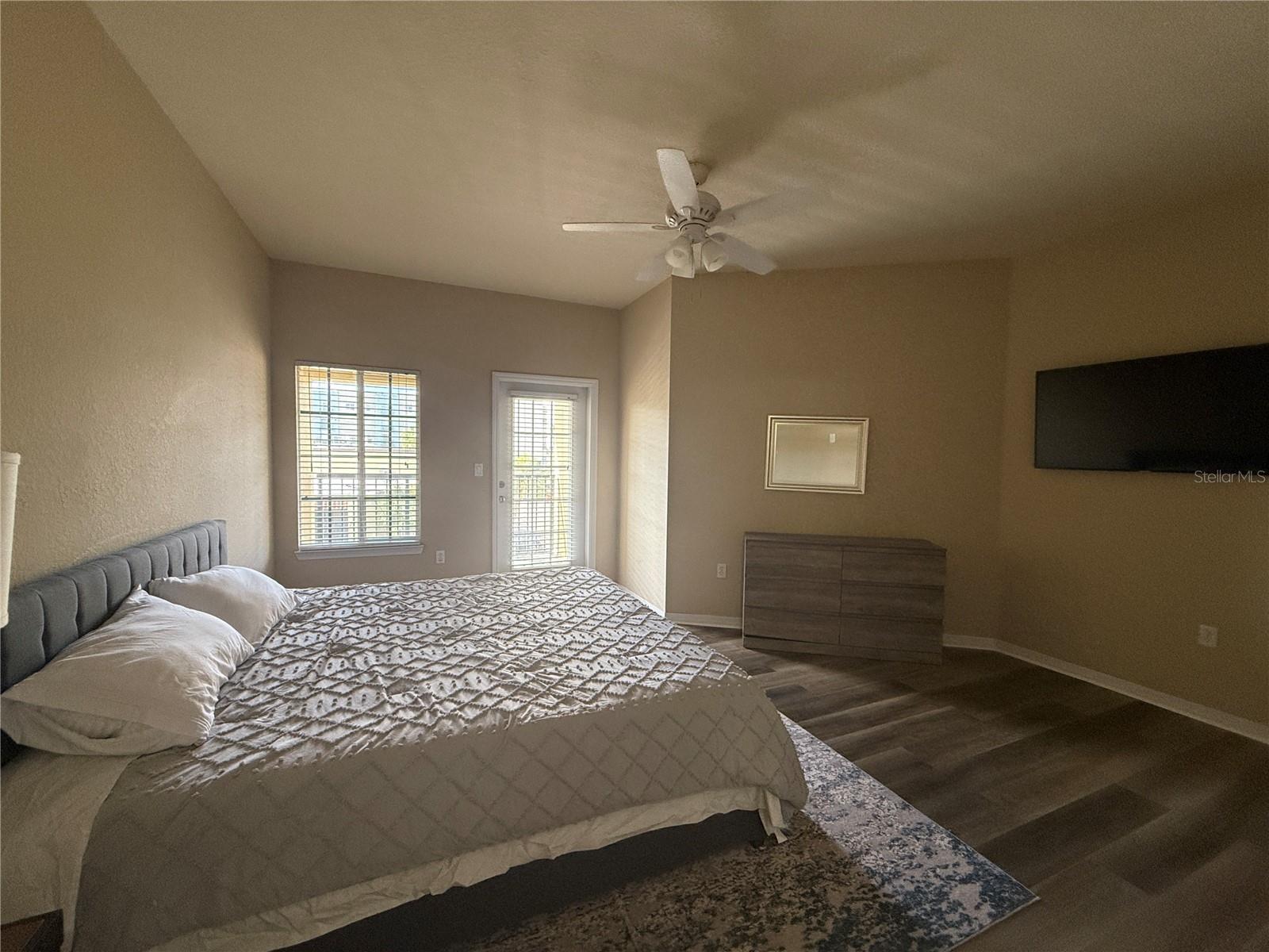 CORDOBA AT BEACH PARK A CONDOM - Residential Lease