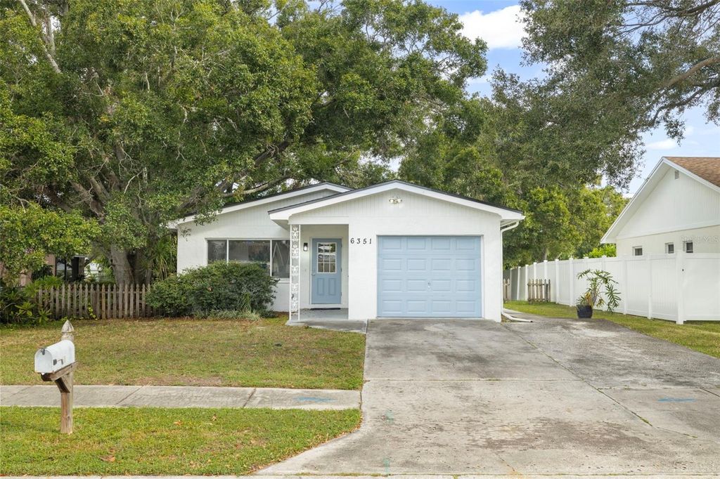 Photo of 6351 68th Avenue N, Pinellas Park, FL 33781 (MLS # TB8436573)