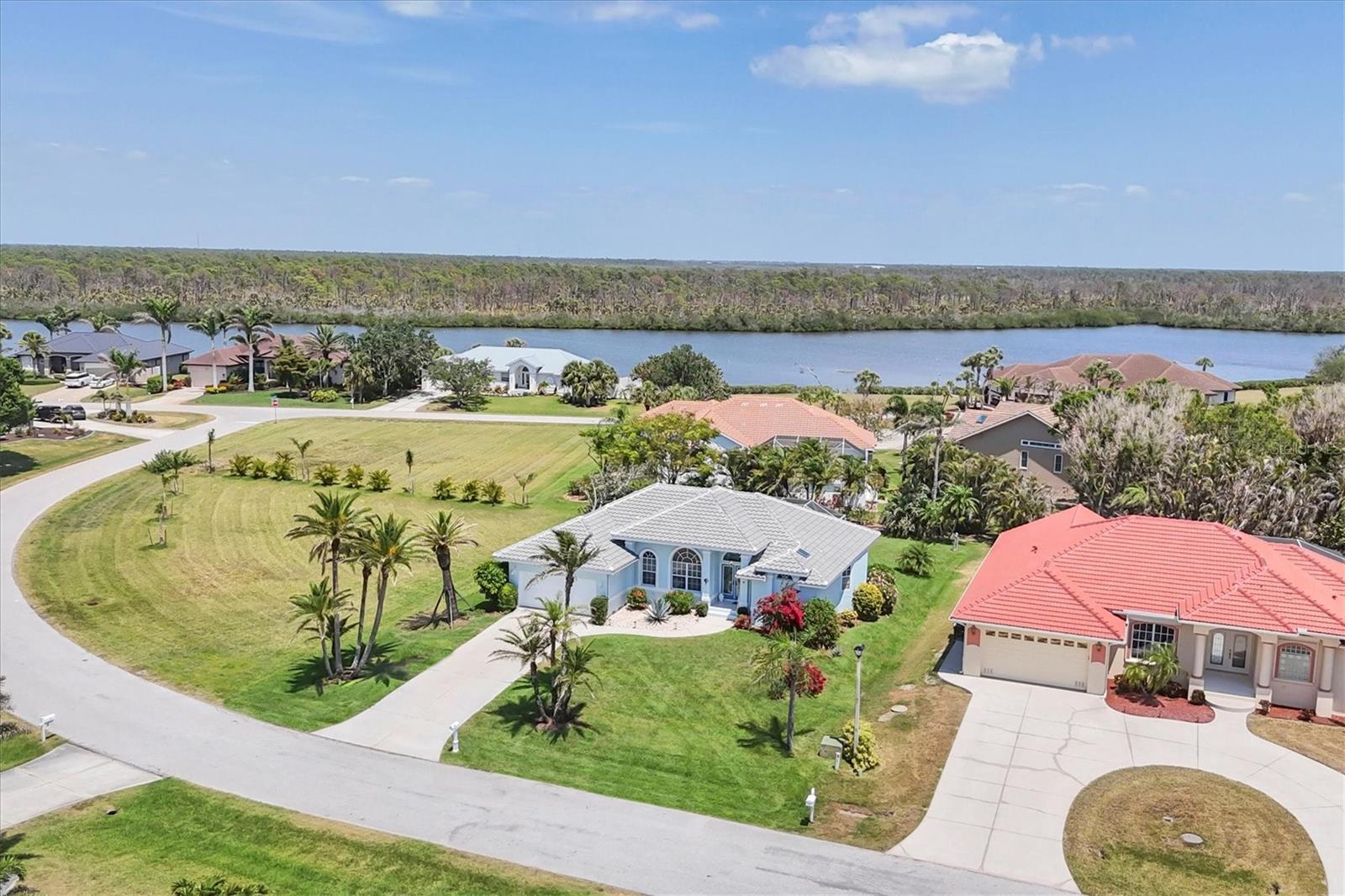 11 AMBERJACK LANE