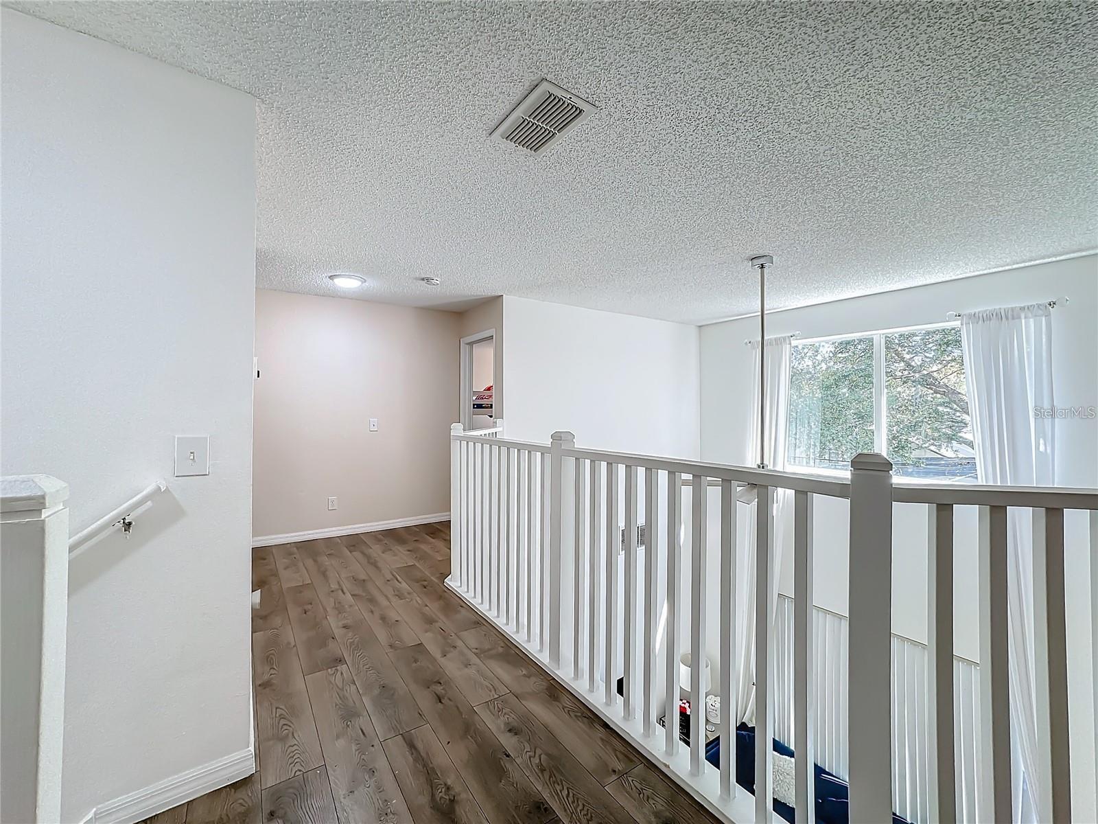 EMERALD ISLAND RESORT PH 04 - Residential Lease