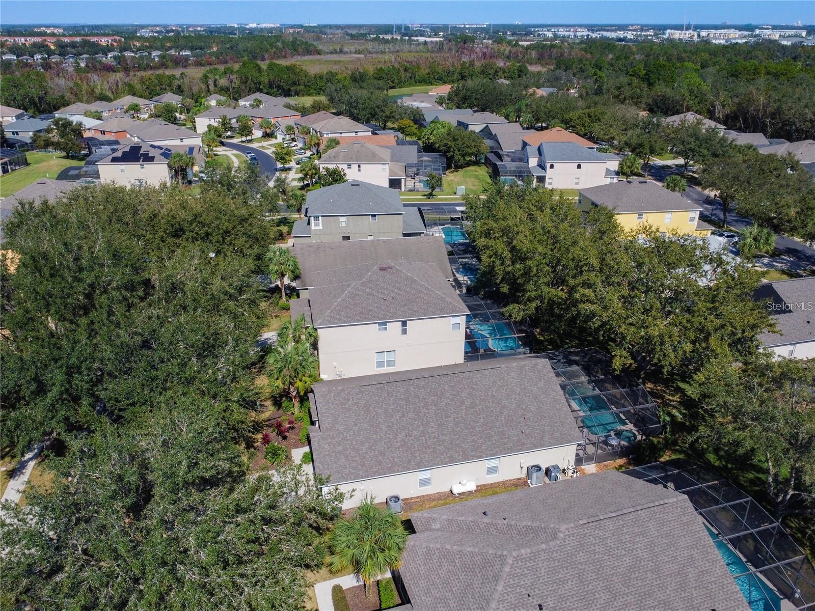 EMERALD ISLAND RESORT PH 04 - Residential Lease