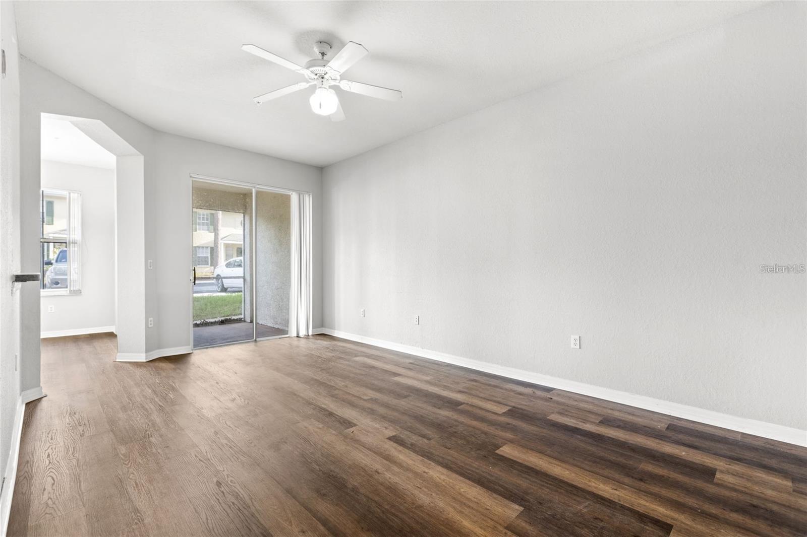 5009 SUNRIDGE PALMS DRIVE 203 - Photo 2