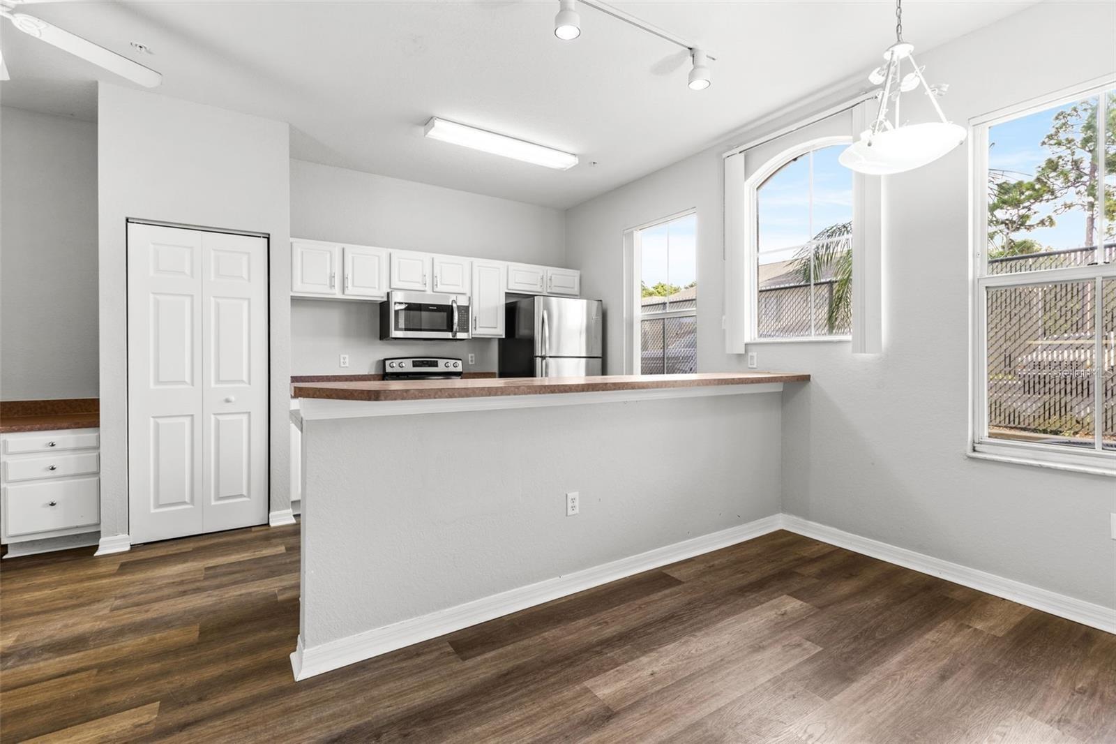 5009 SUNRIDGE PALMS DRIVE 203 - Photo 3