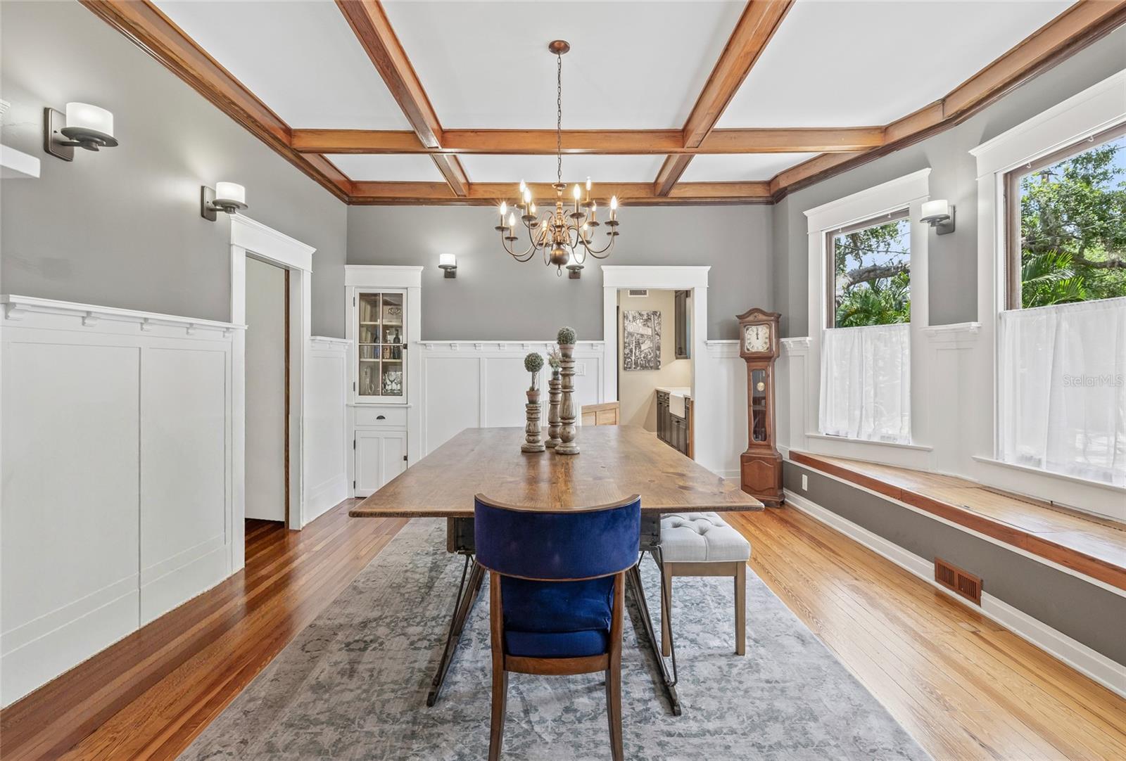 1005 MAIN STREET