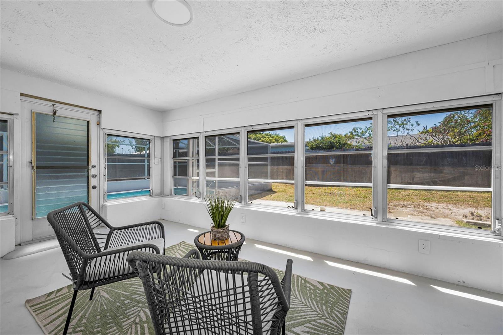 EMBASSY HILLS - Residential