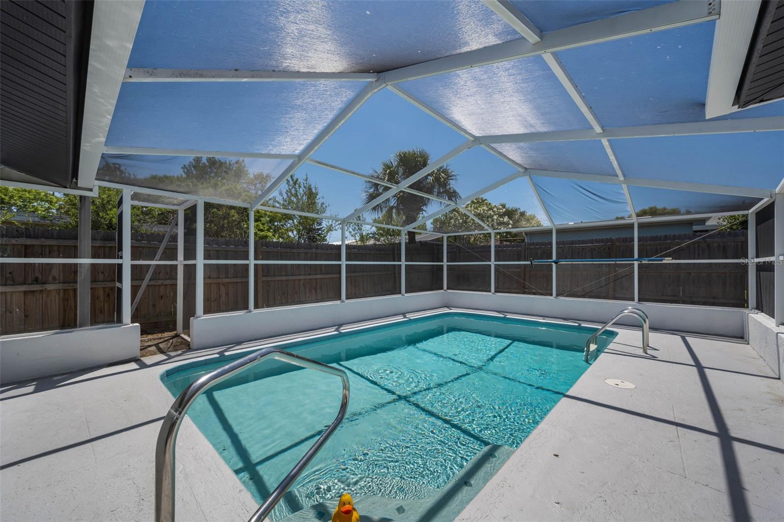 EMBASSY HILLS - Residential