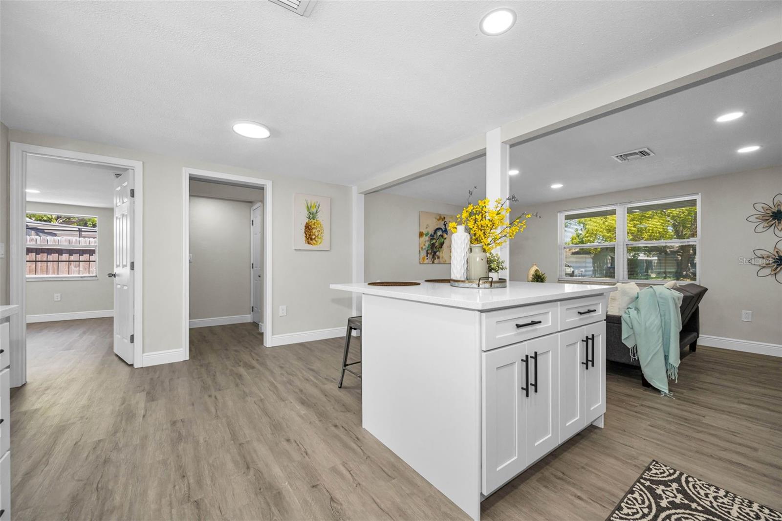 EMBASSY HILLS - Residential