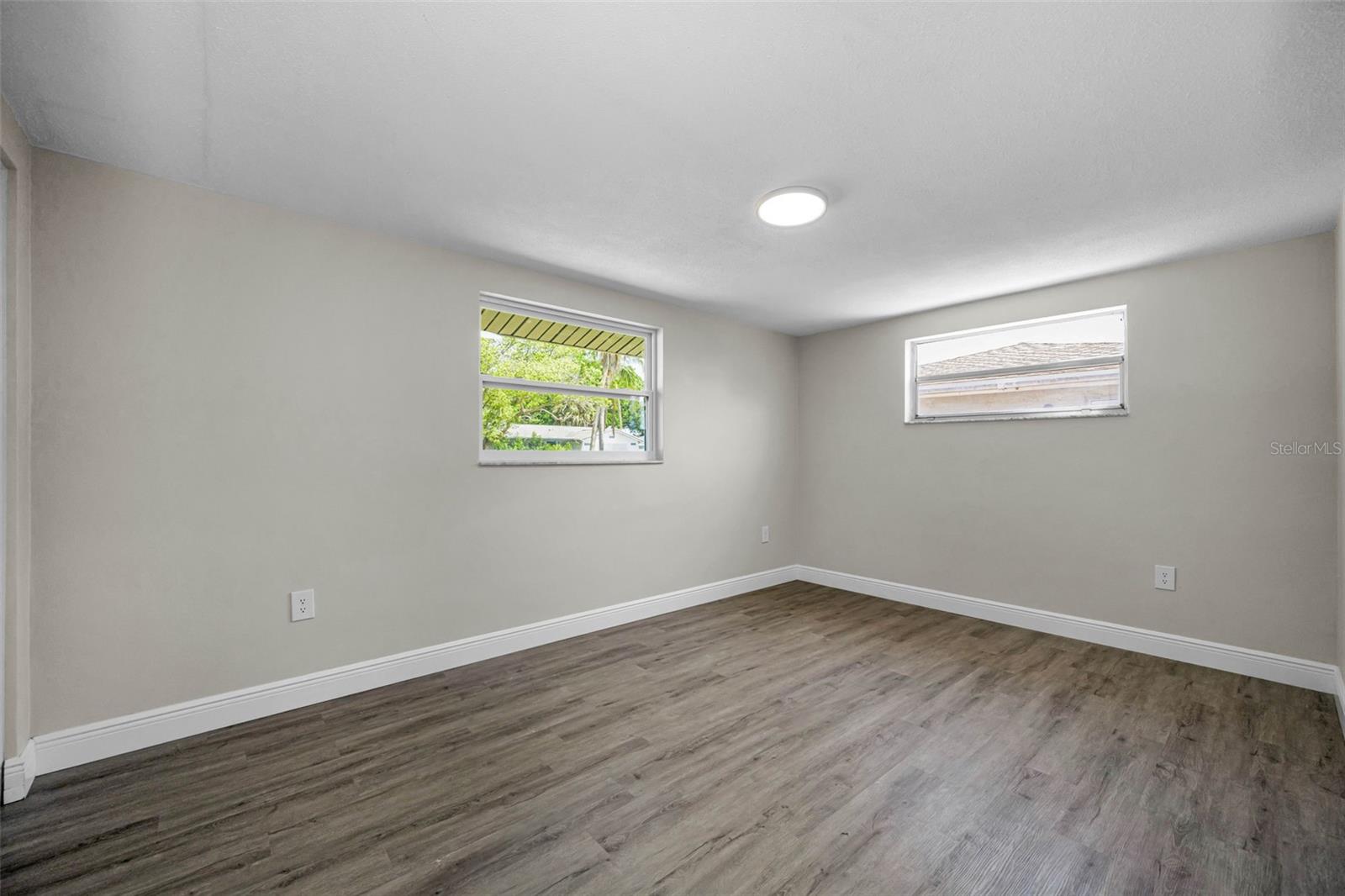 EMBASSY HILLS - Residential