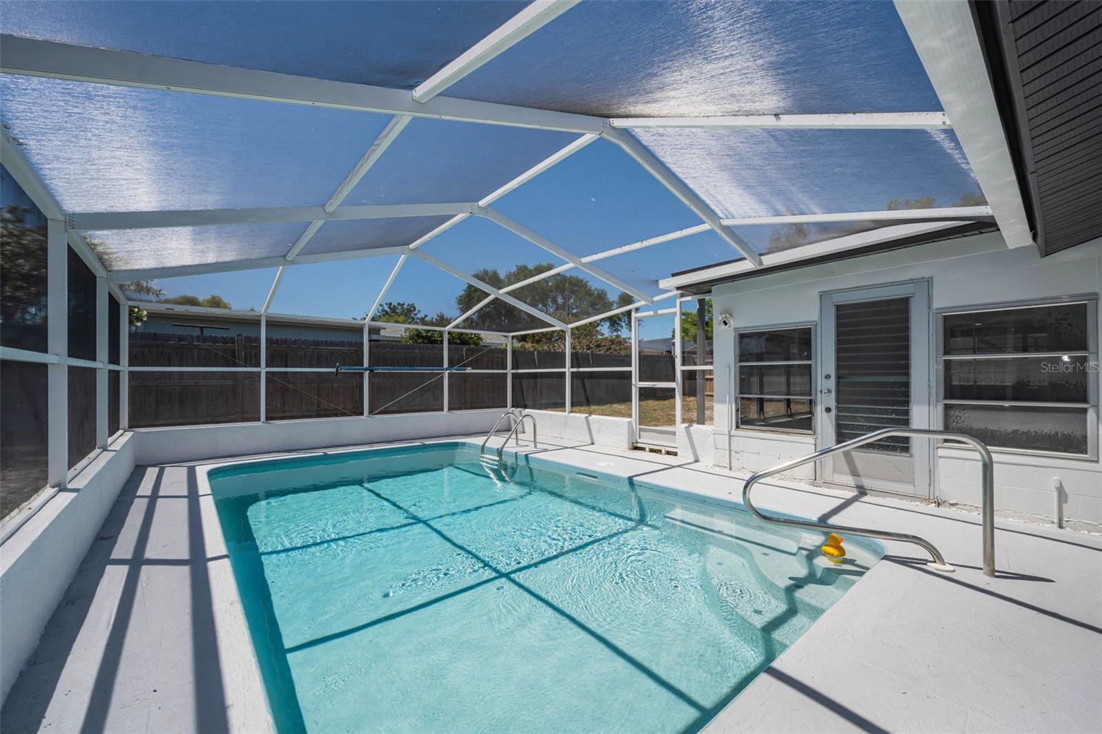 EMBASSY HILLS - Residential