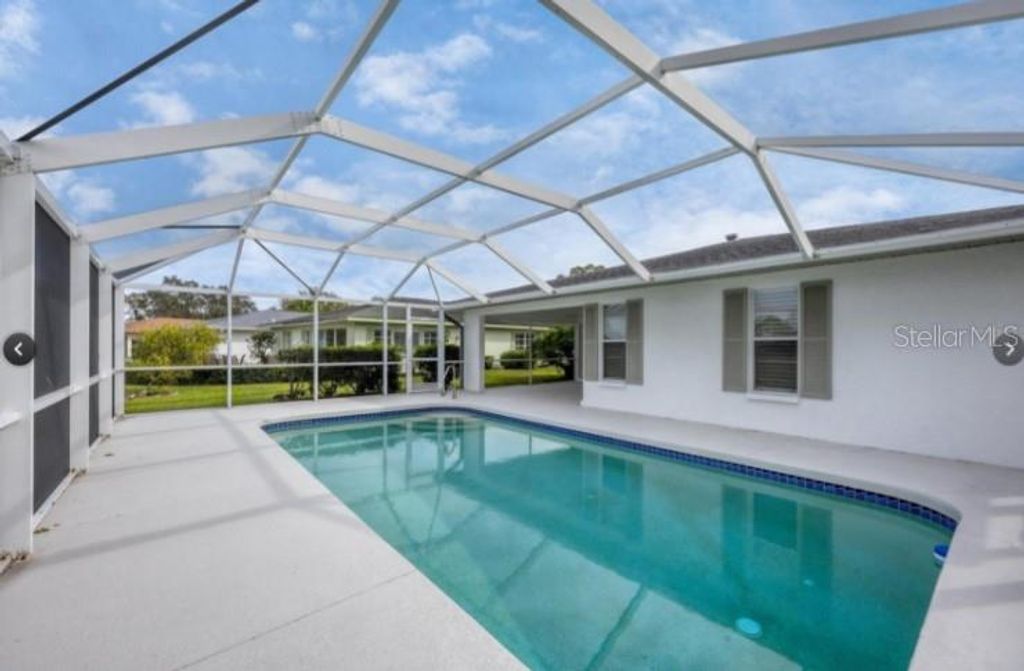 Photo of 4753 Ringwood Meadow, Sarasota, FL 34235 (MLS # A4681068)