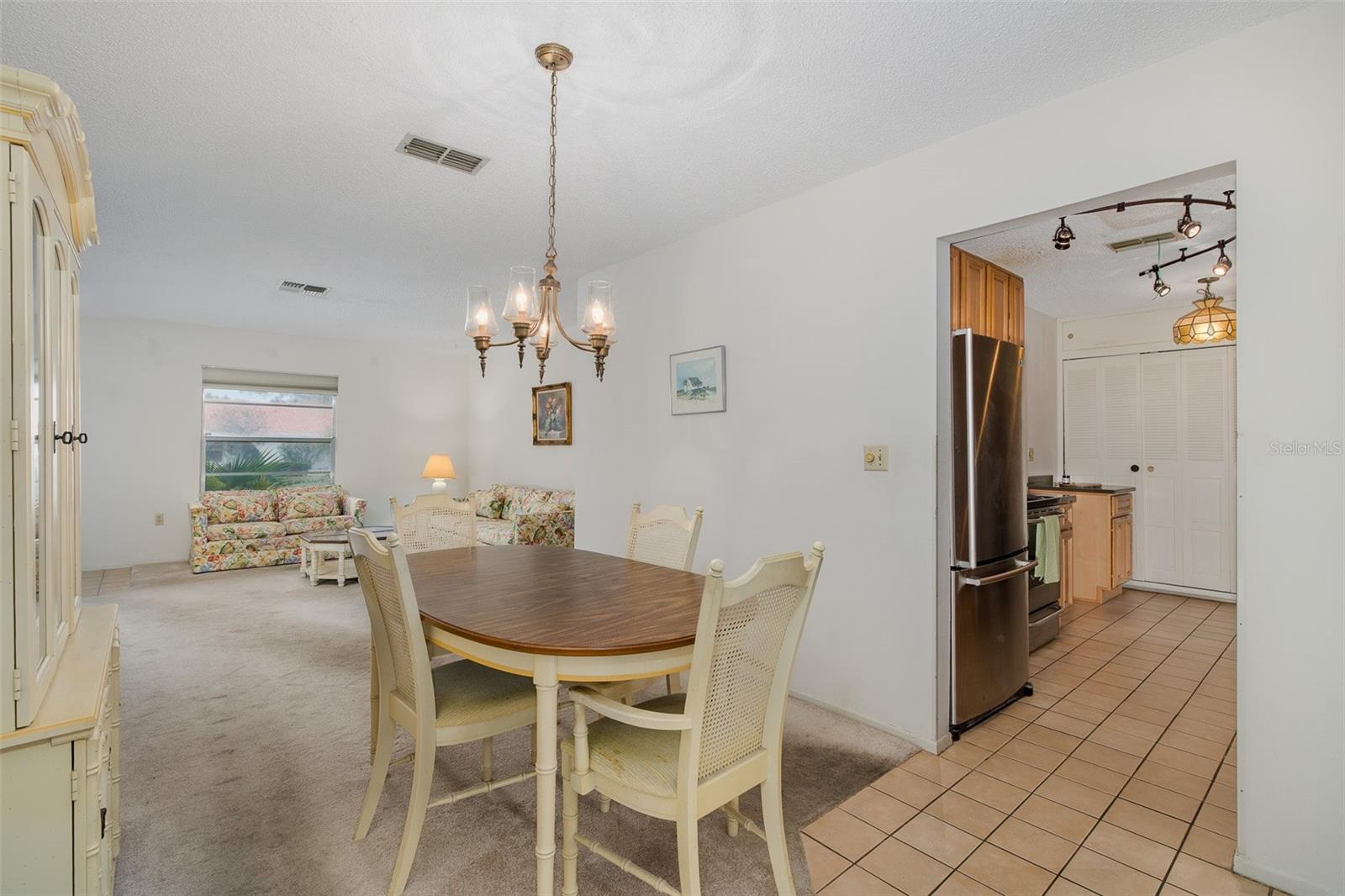 TIMBER OAKS - Residential