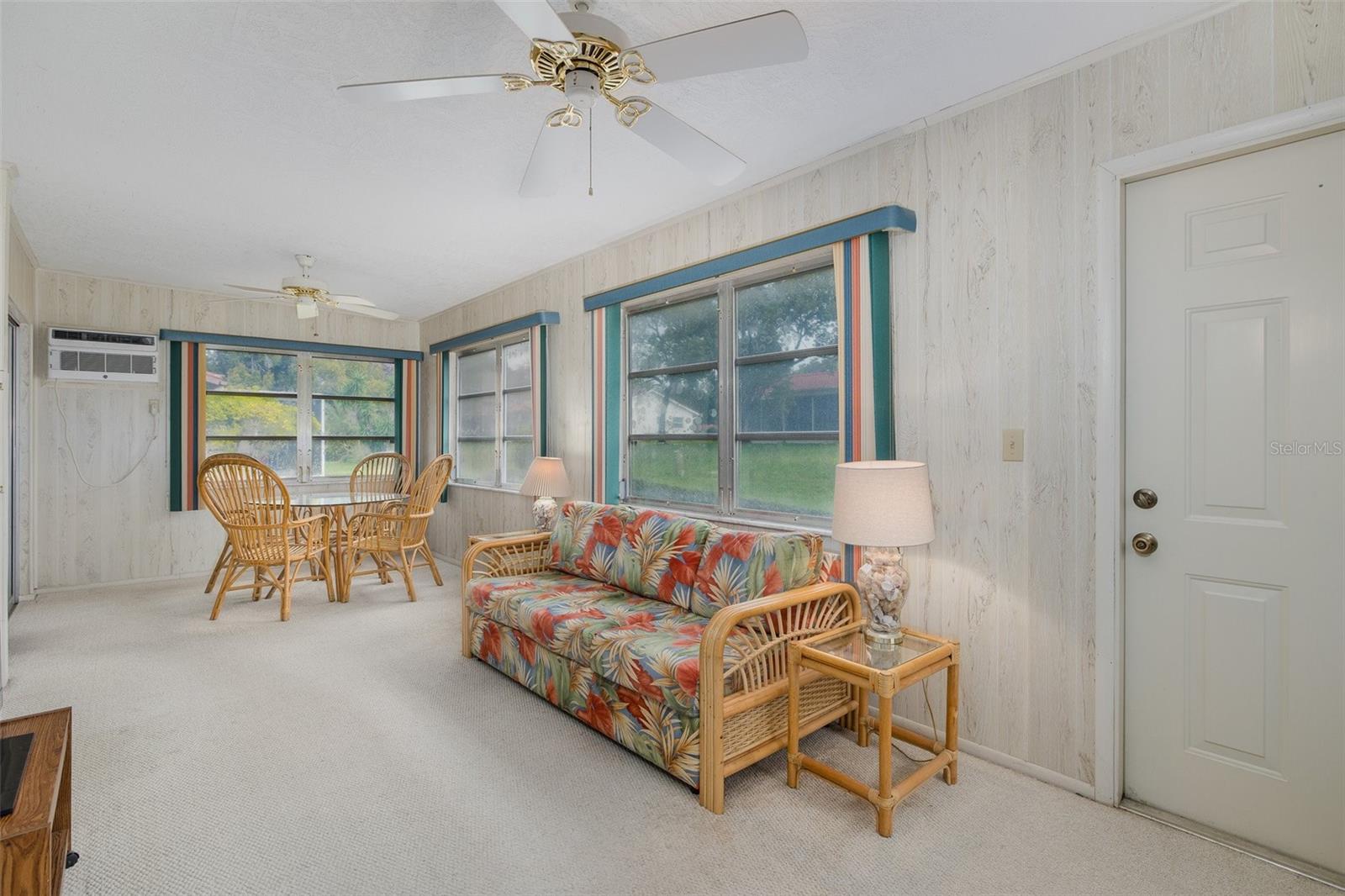 TIMBER OAKS - Residential