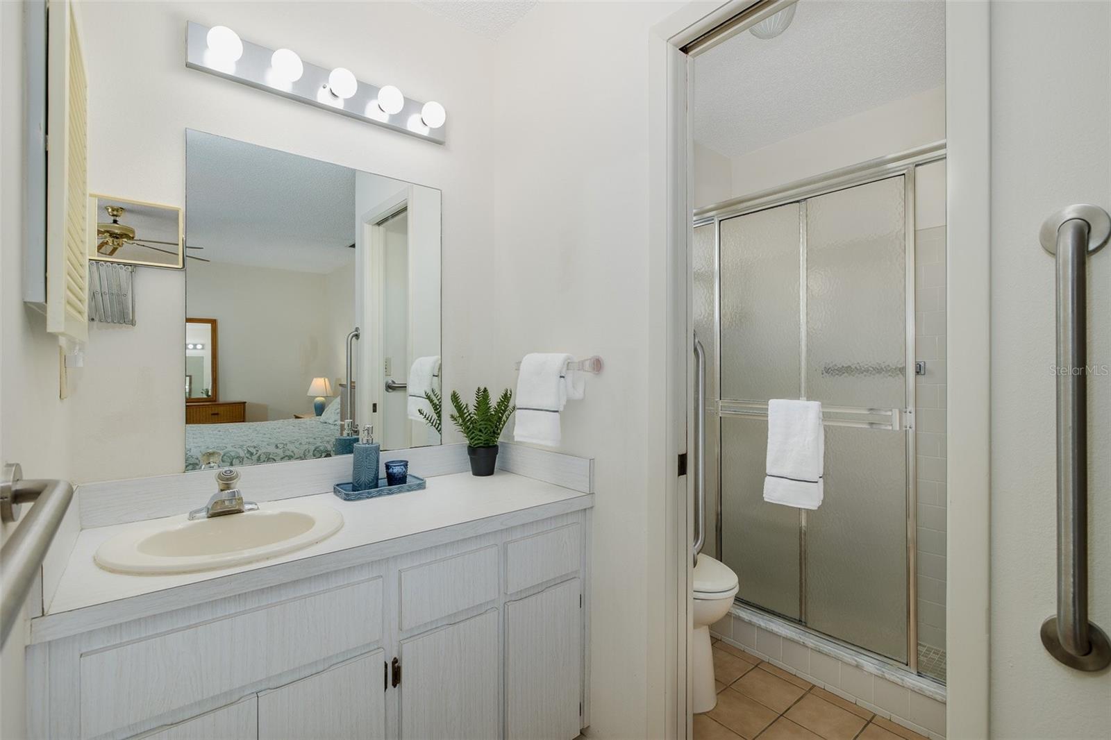 TIMBER OAKS - Residential