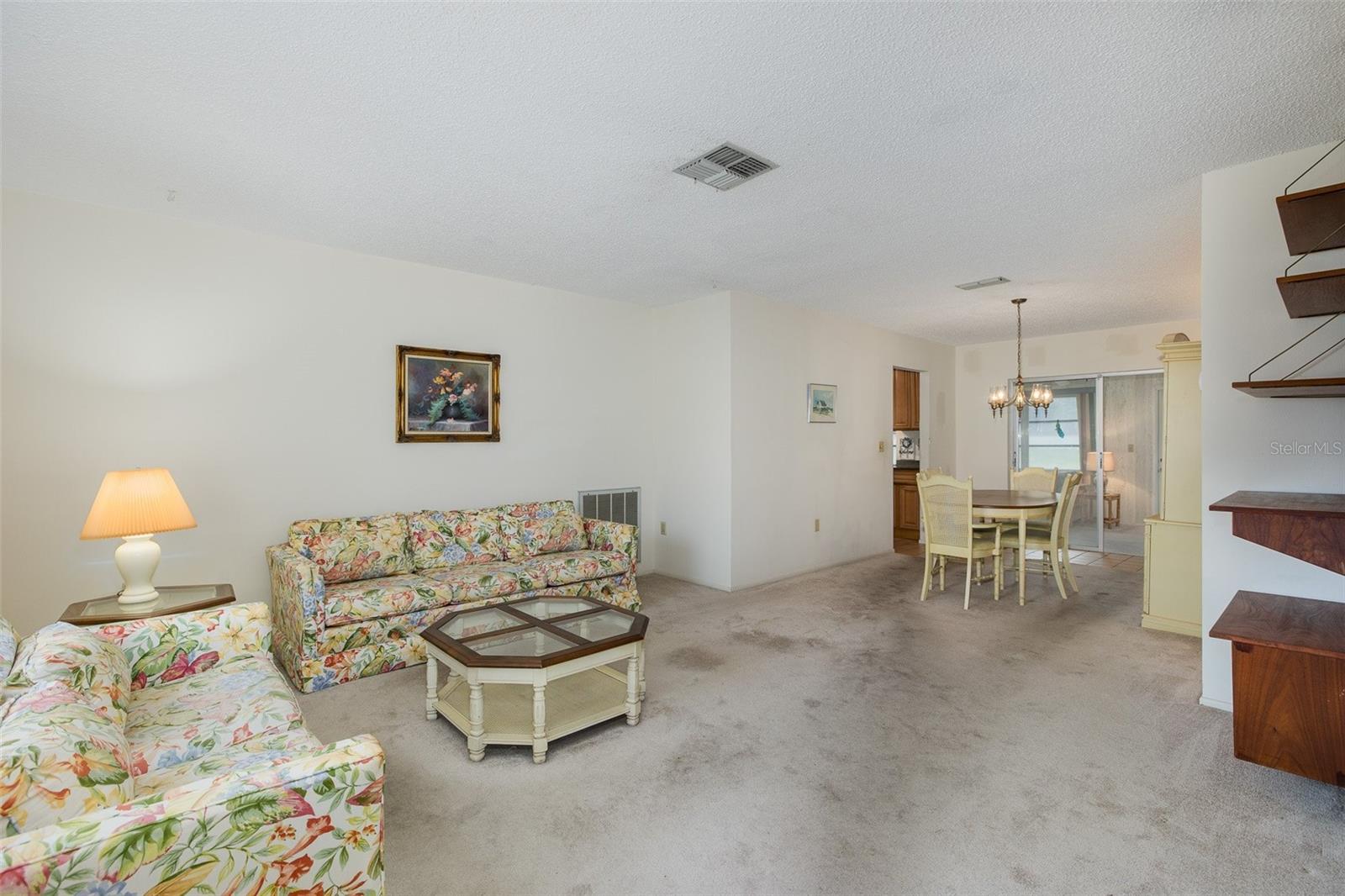 TIMBER OAKS - Residential