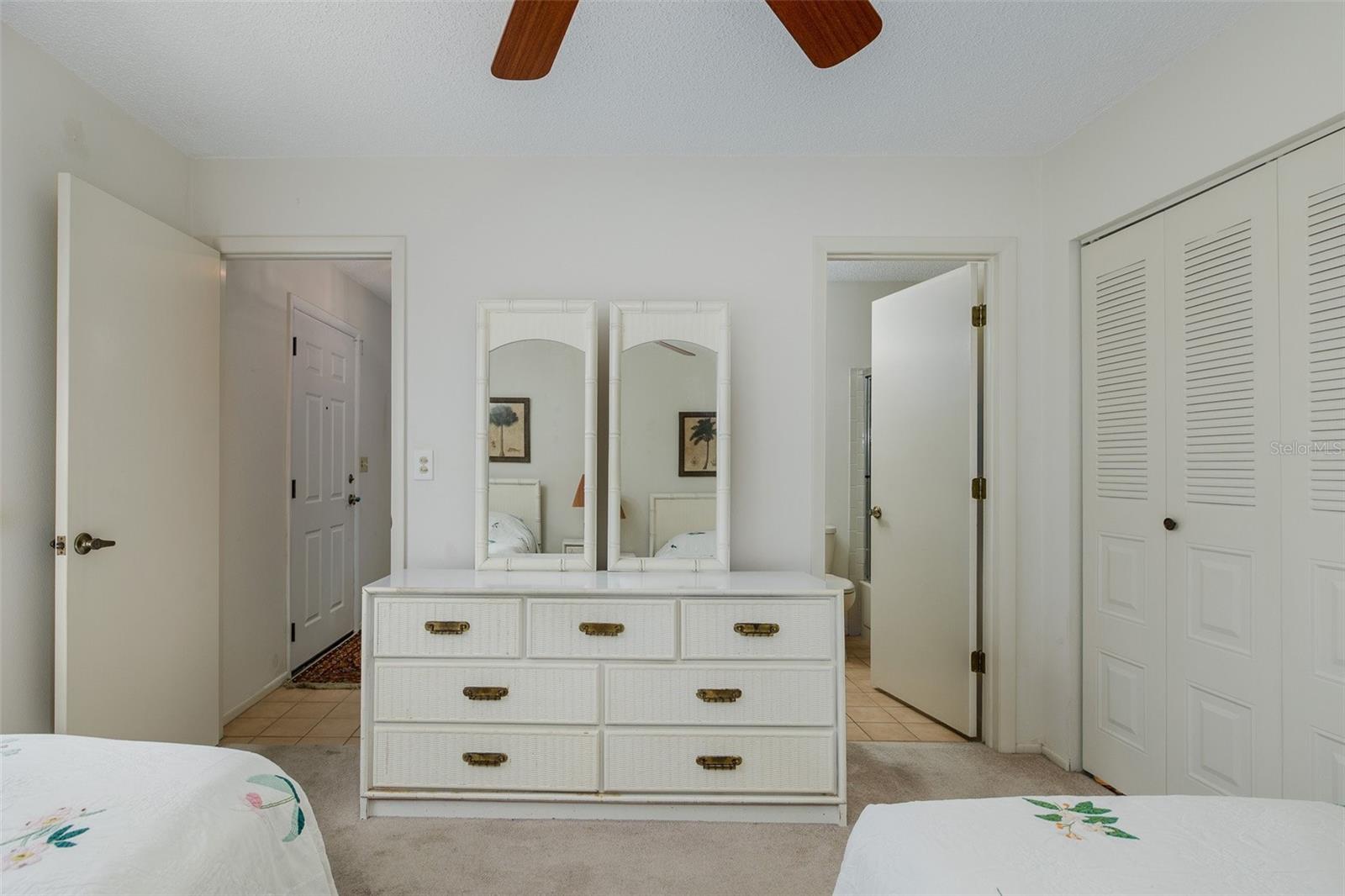 TIMBER OAKS - Residential