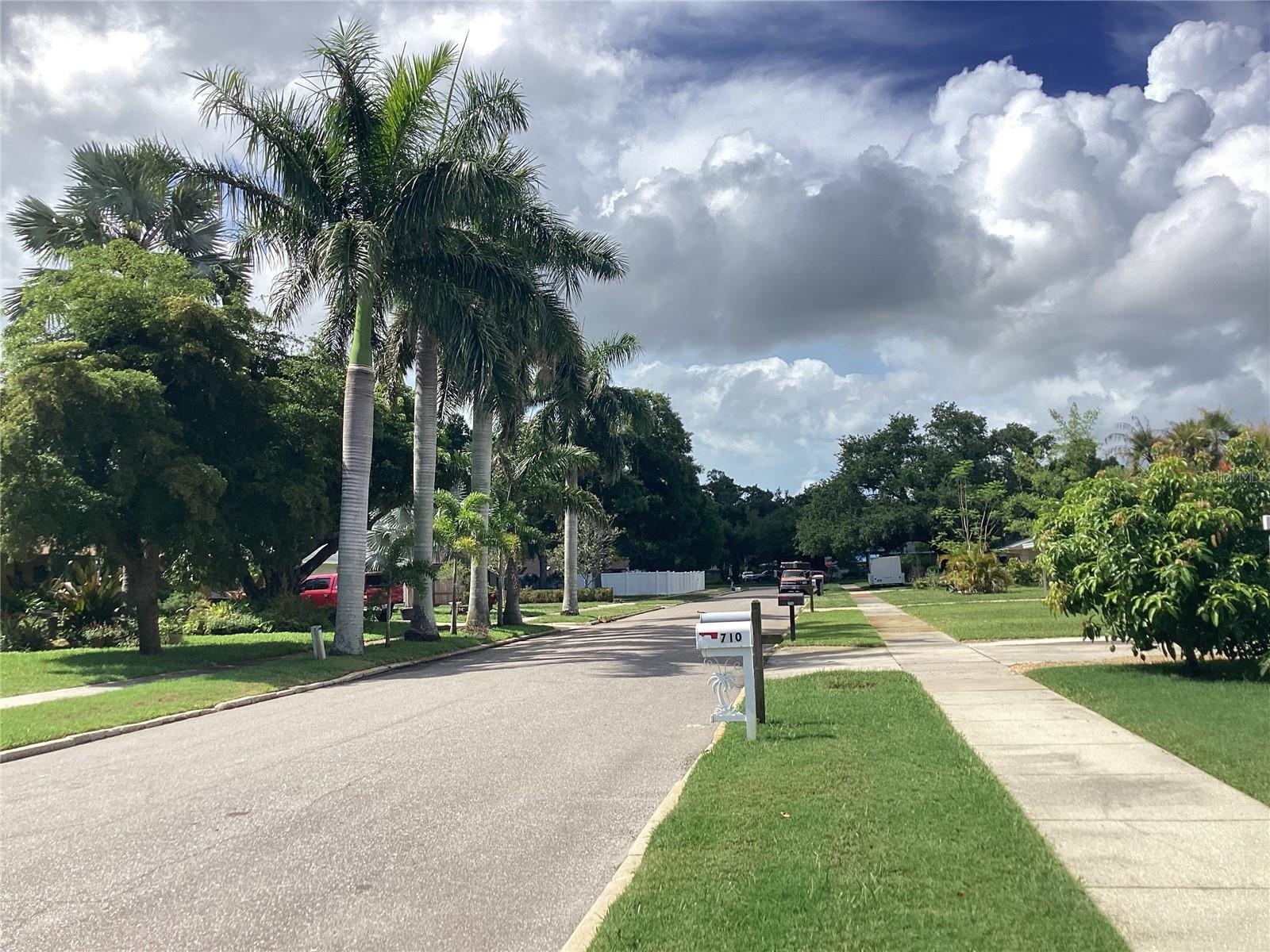 KENILWORTH - Residential