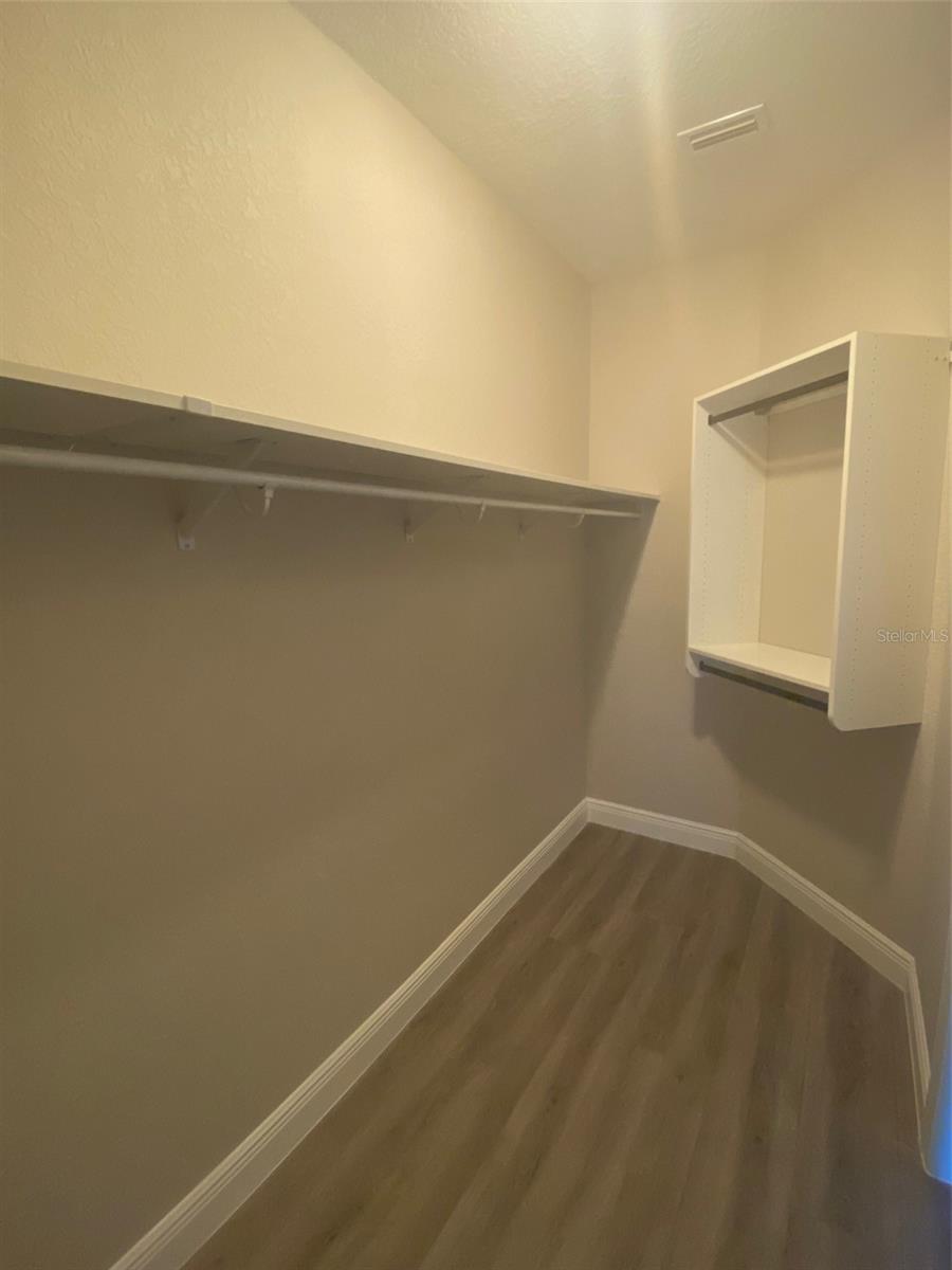 JULIETTE FALLS - Residential