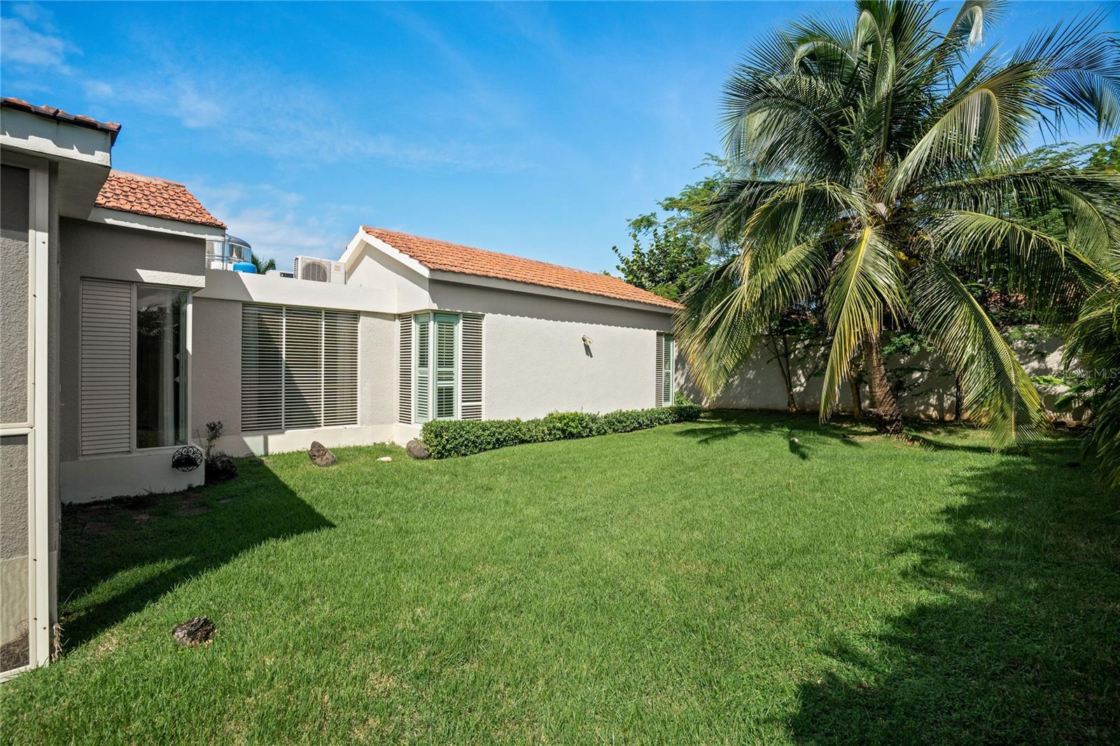 SABANERA DEL DORADO - Residential